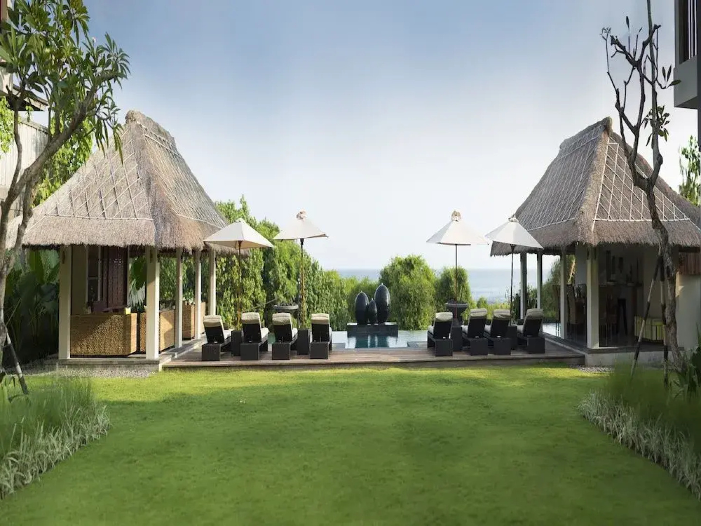 Seseh Beach Villas