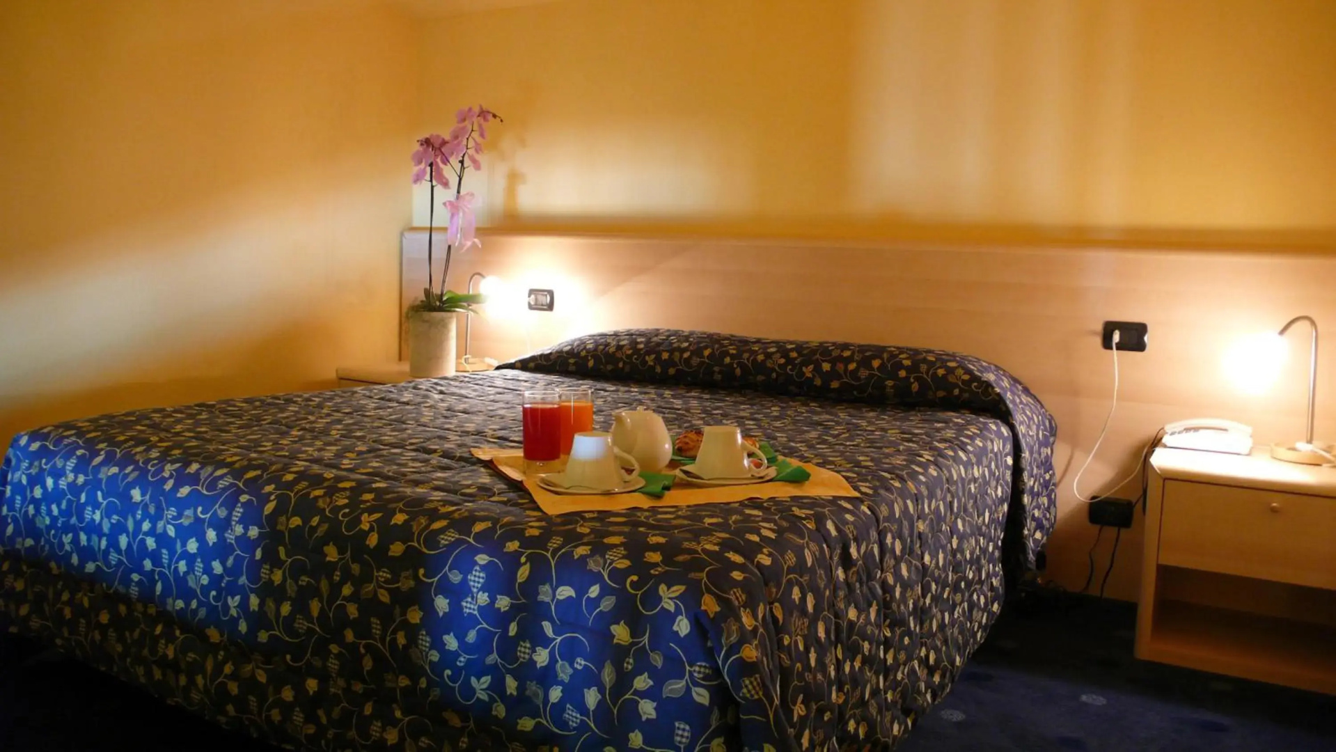 Sayanora Hotel & Park
