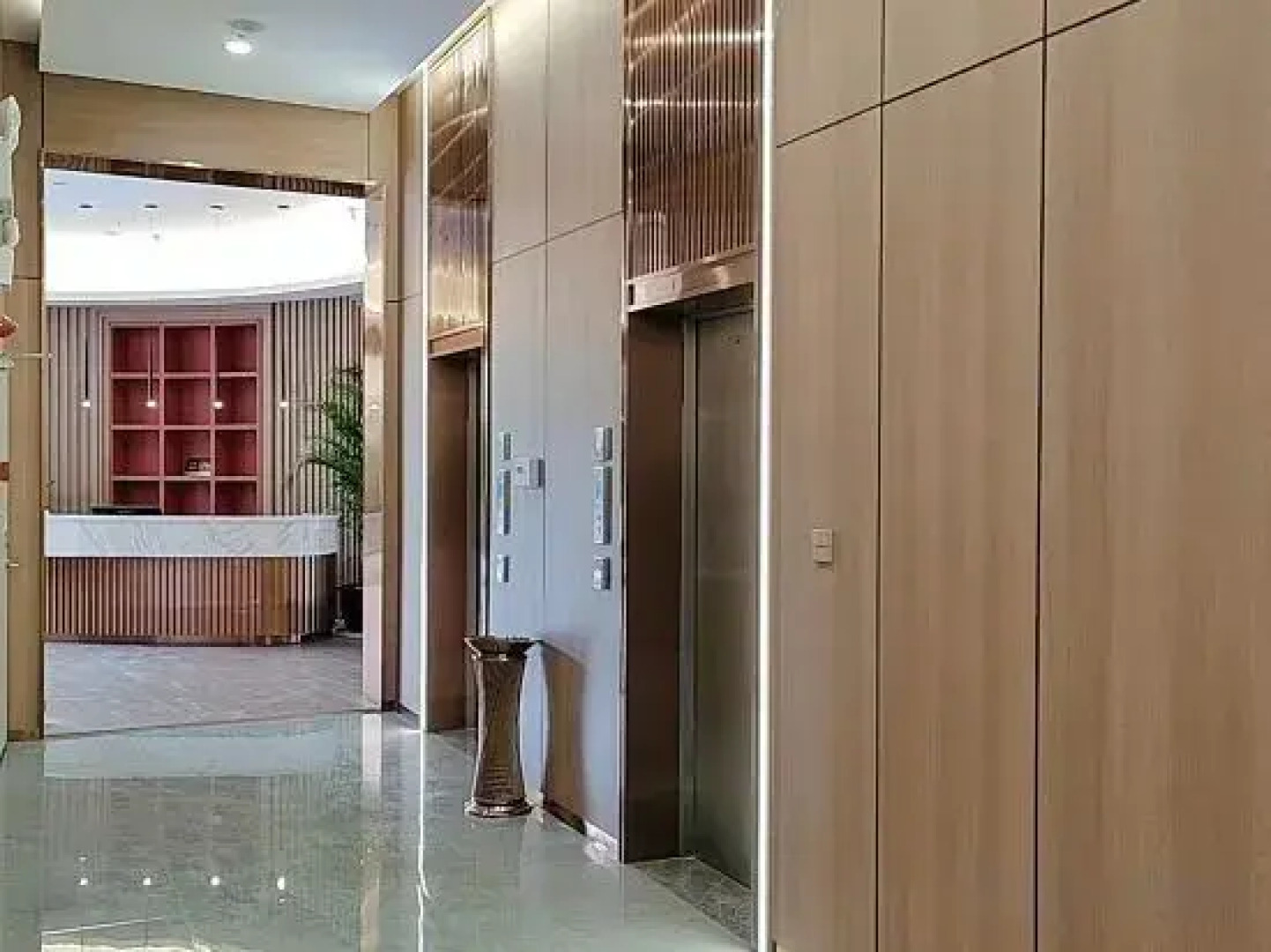 Jinsha Bandao Lake-view Yangsheng Hotel