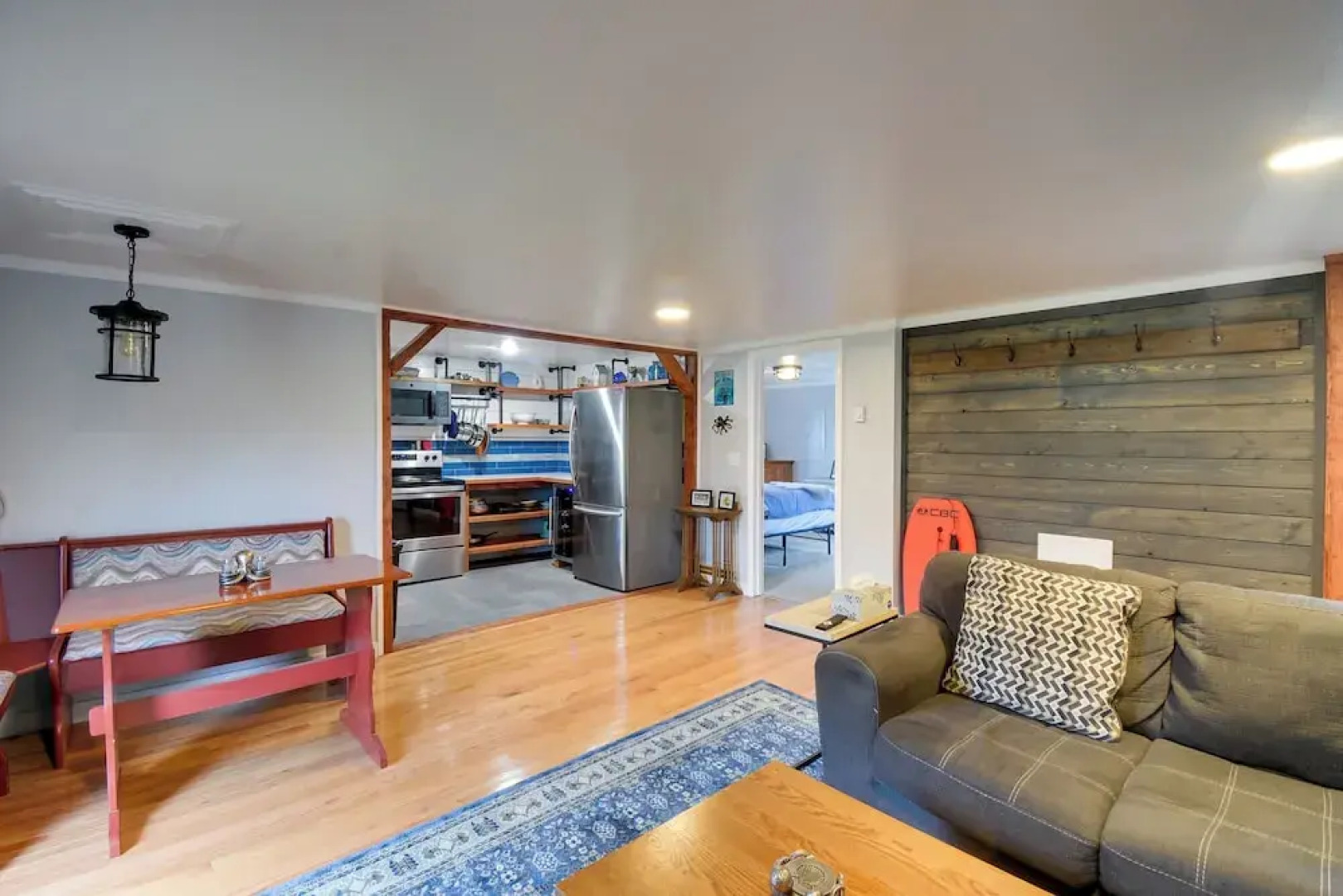 Ocean-themed Westport Home: Bike to Ocean!