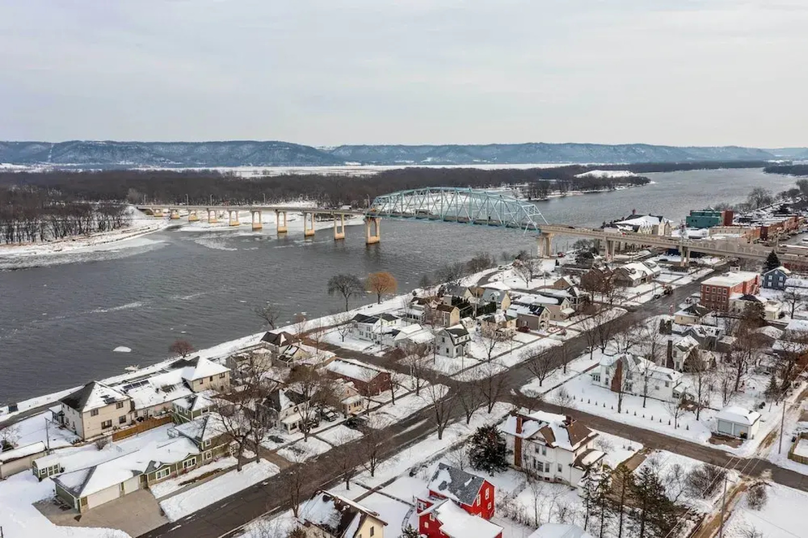 Pet-friendly Retreat w/ Deck: Steps to Marina!