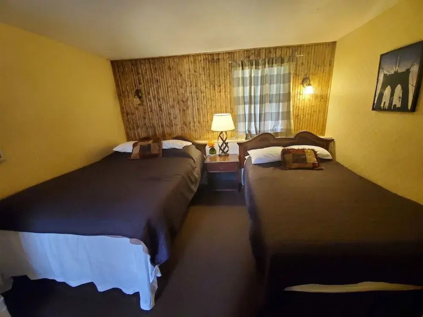 Falls Motel