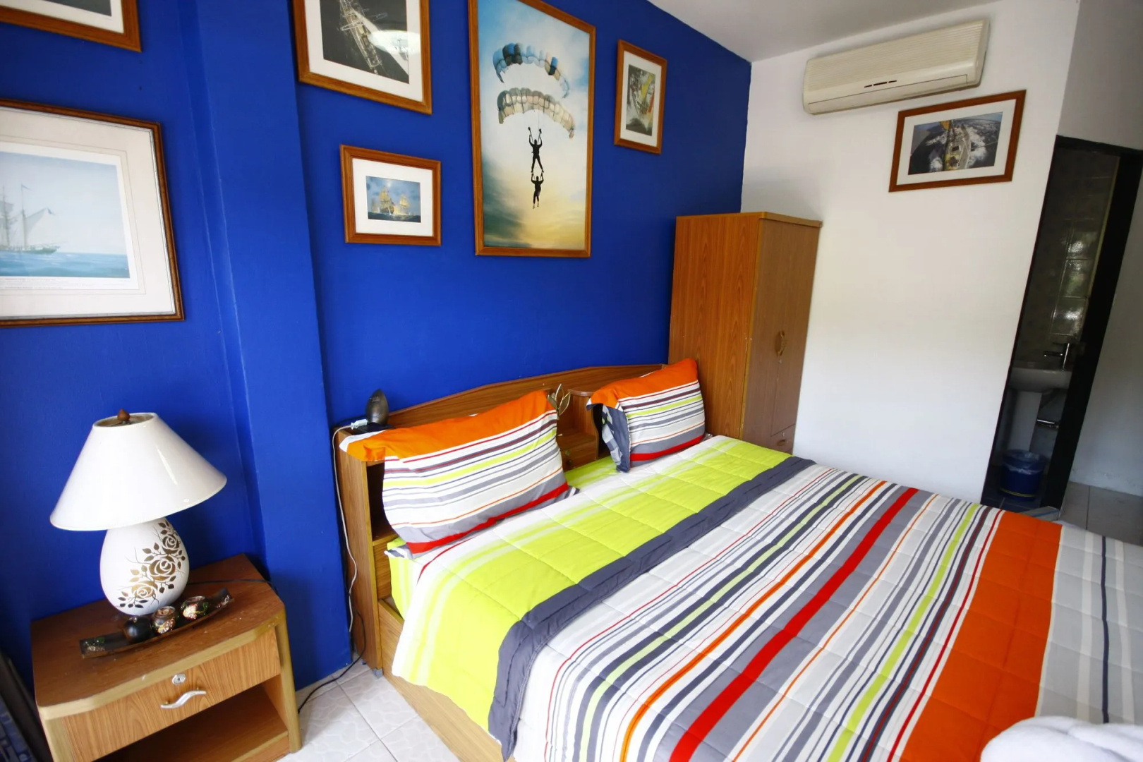 Summer Breeze Inn Hotel
