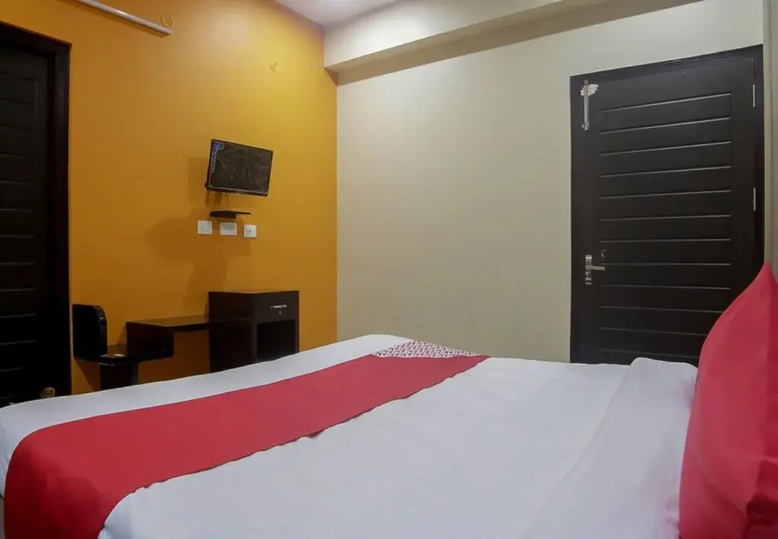 Satkar Hotel By OYO Rooms