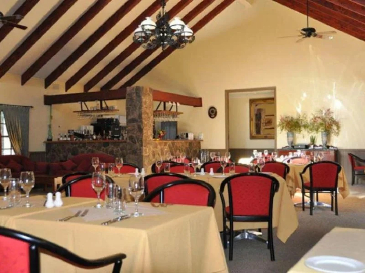 Honeysuckle Cottages Stanthorpe