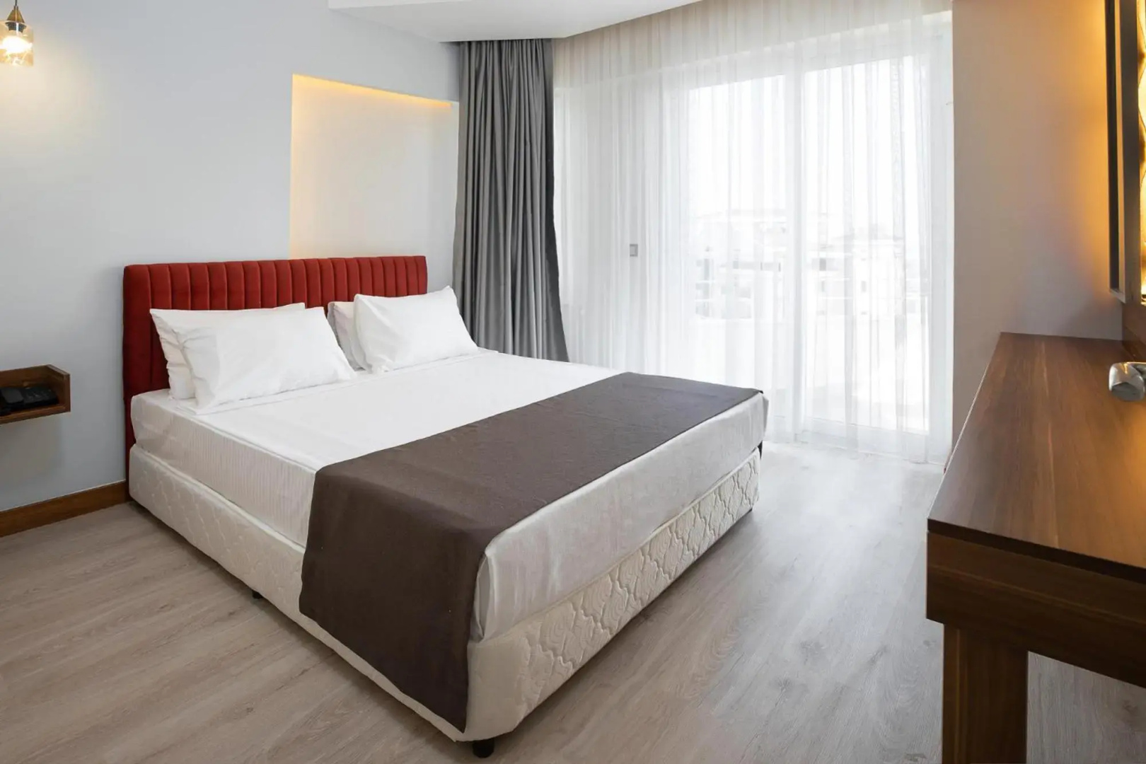 Citrus Luna Suite