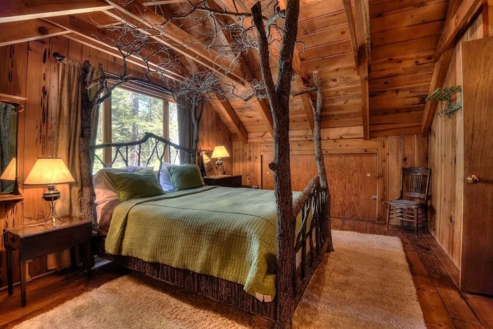 Charming Cascade Chalet