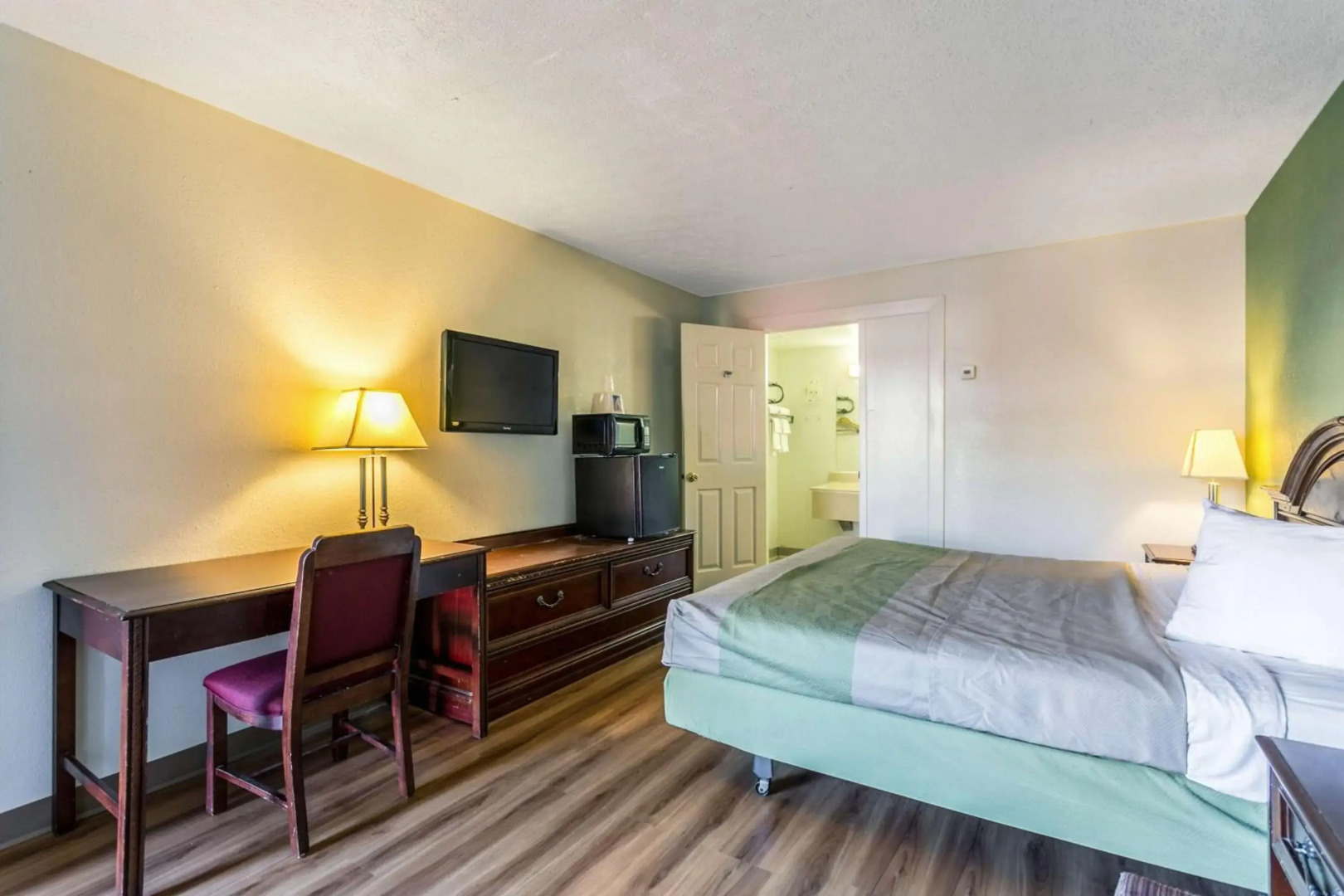 Americas Best Value Inn Edgewood