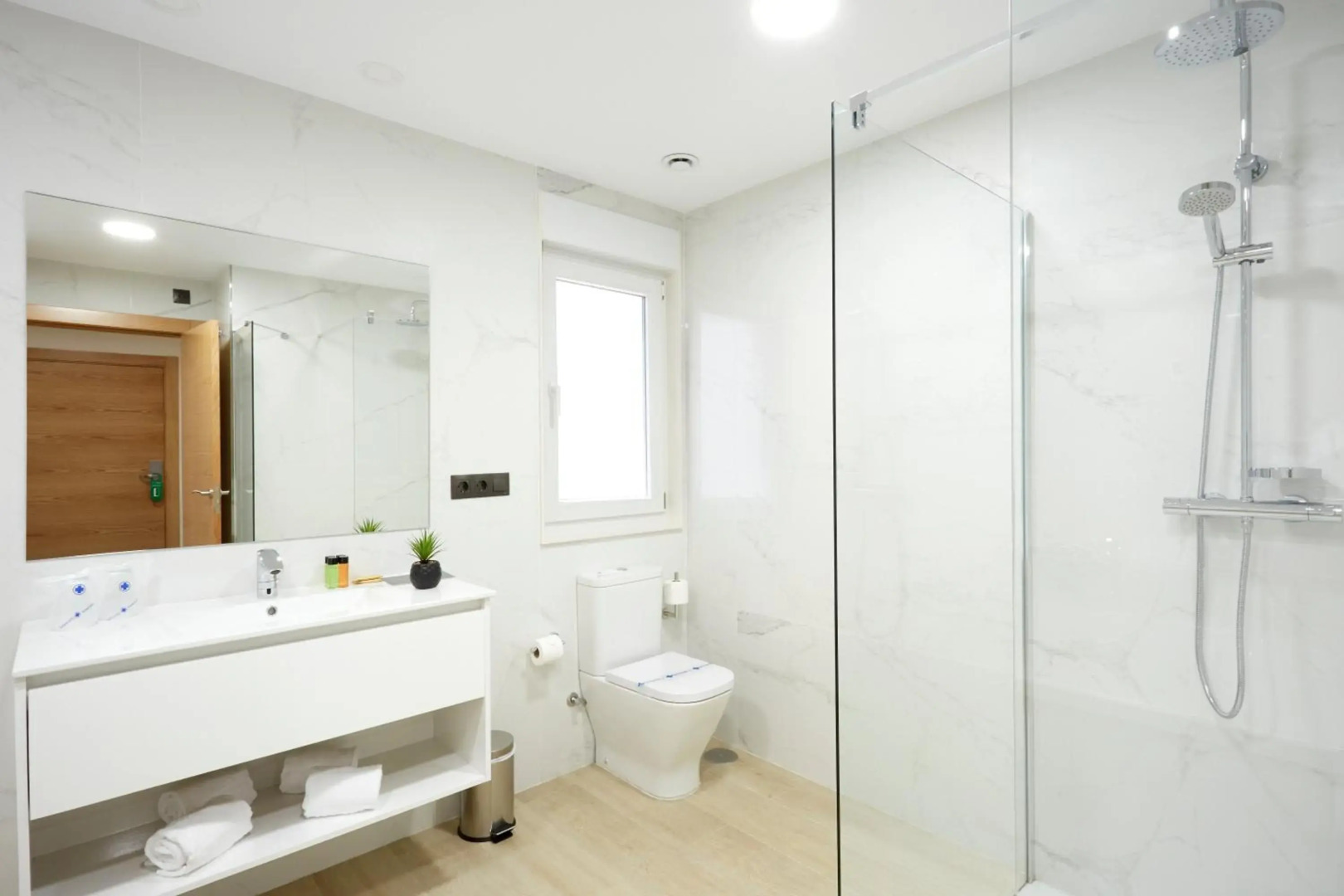 Hotel Arias Aeropuerto