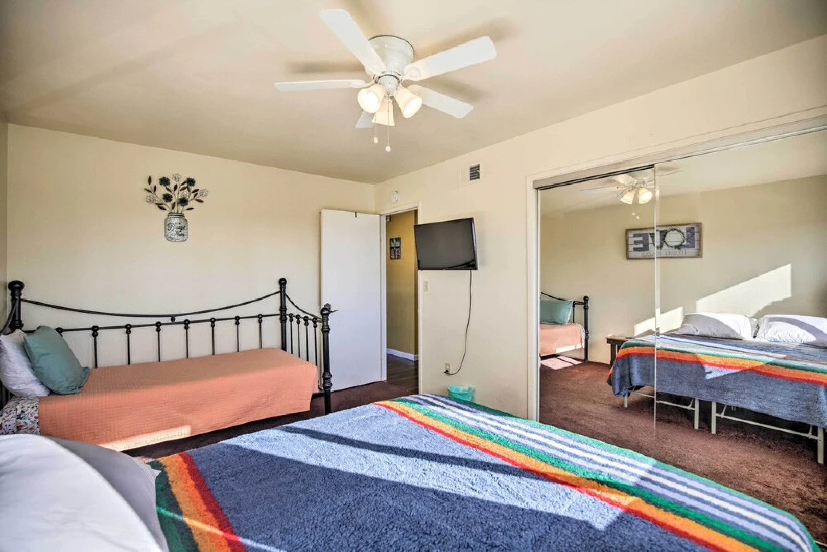 'breeze By the Pool' Chula Vista Home w/ Game Room