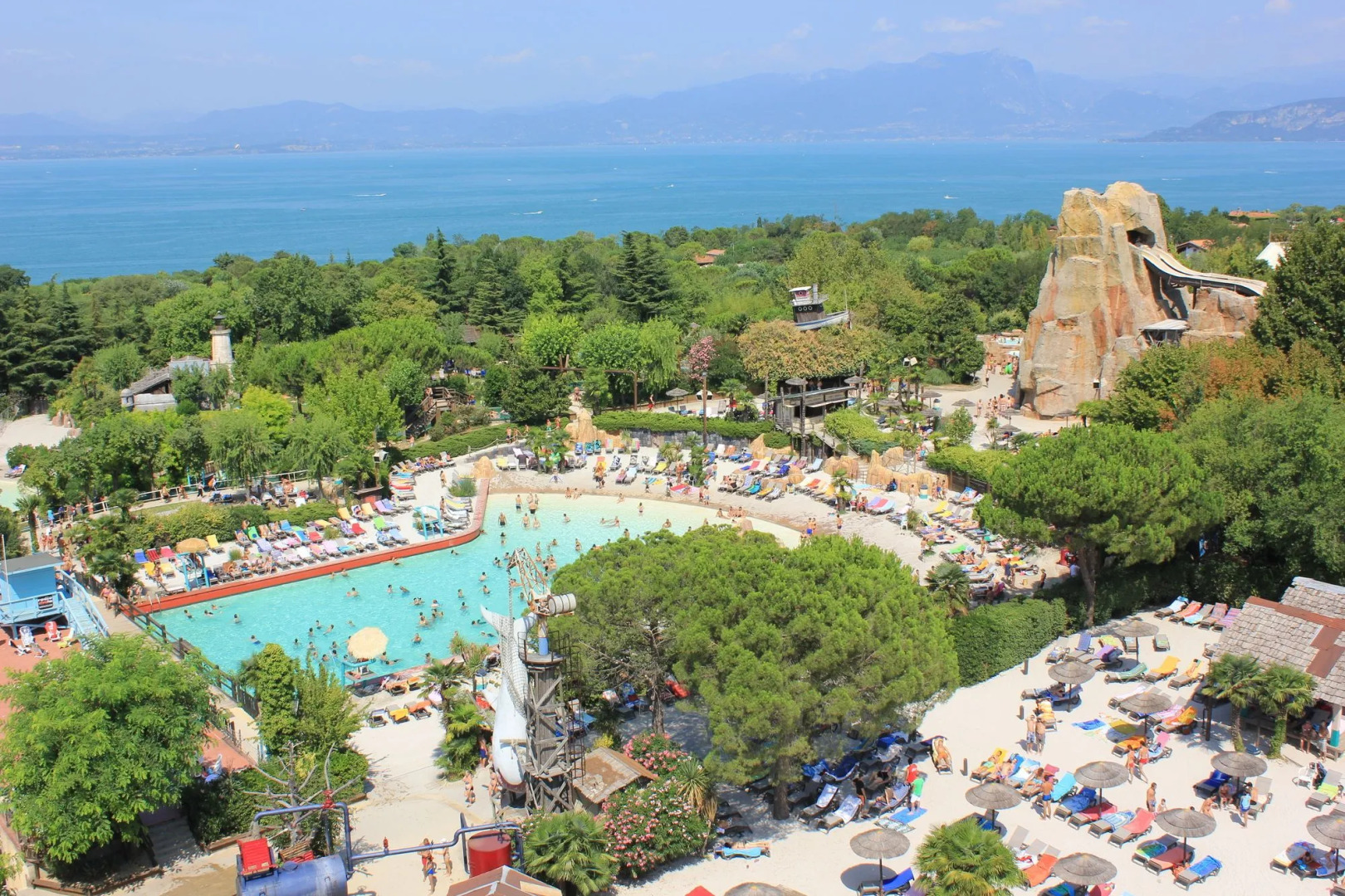 The Lighthouse Rooms