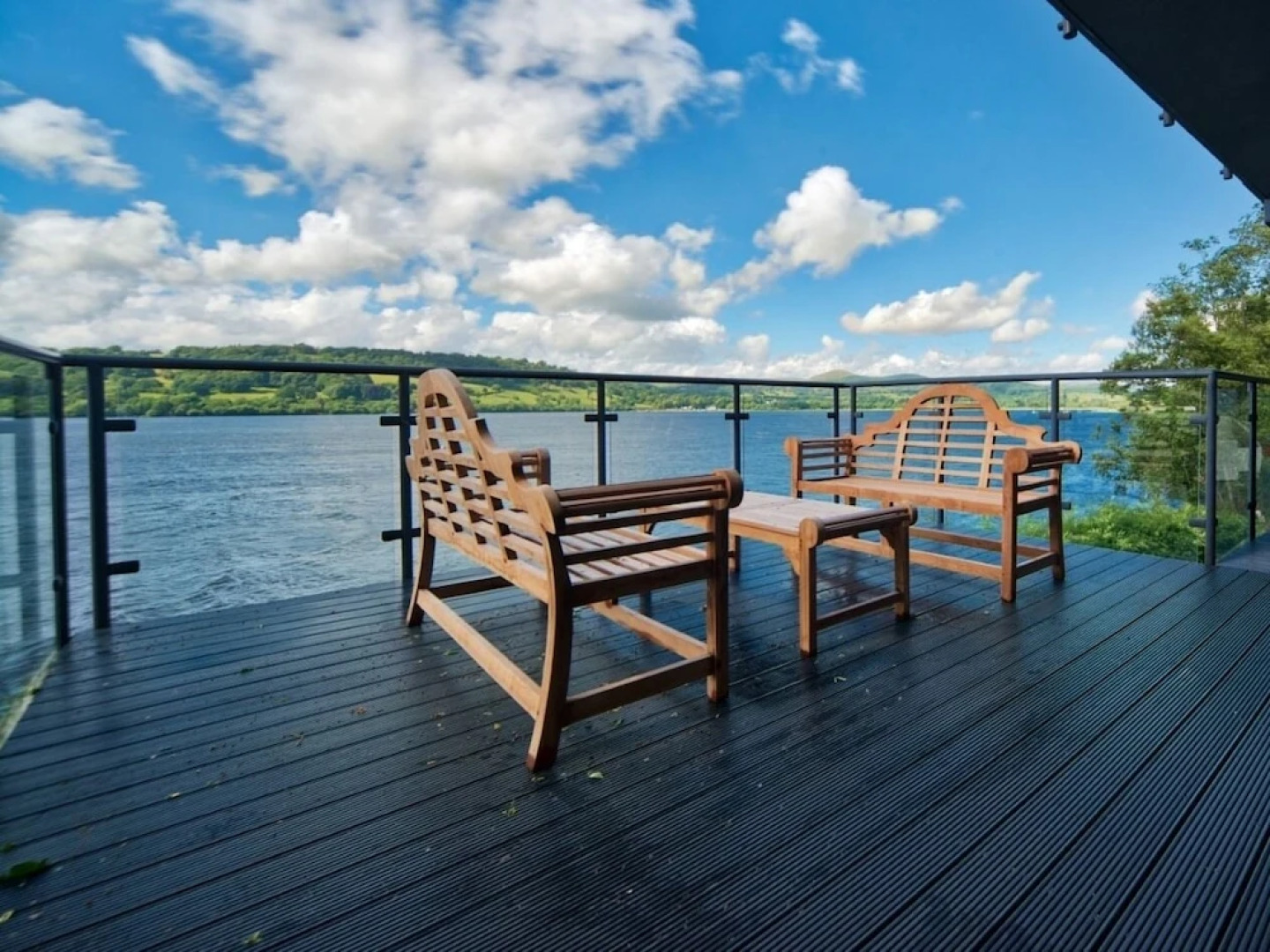 Glan Y Gro Lakeside Suites