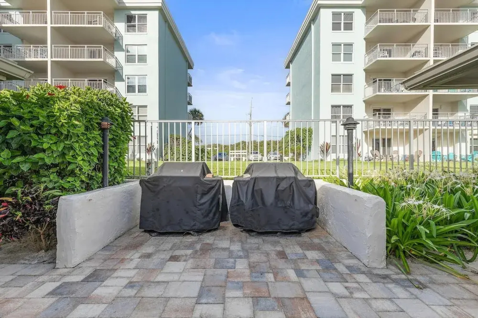 Z-sea Coast Gardens II 209