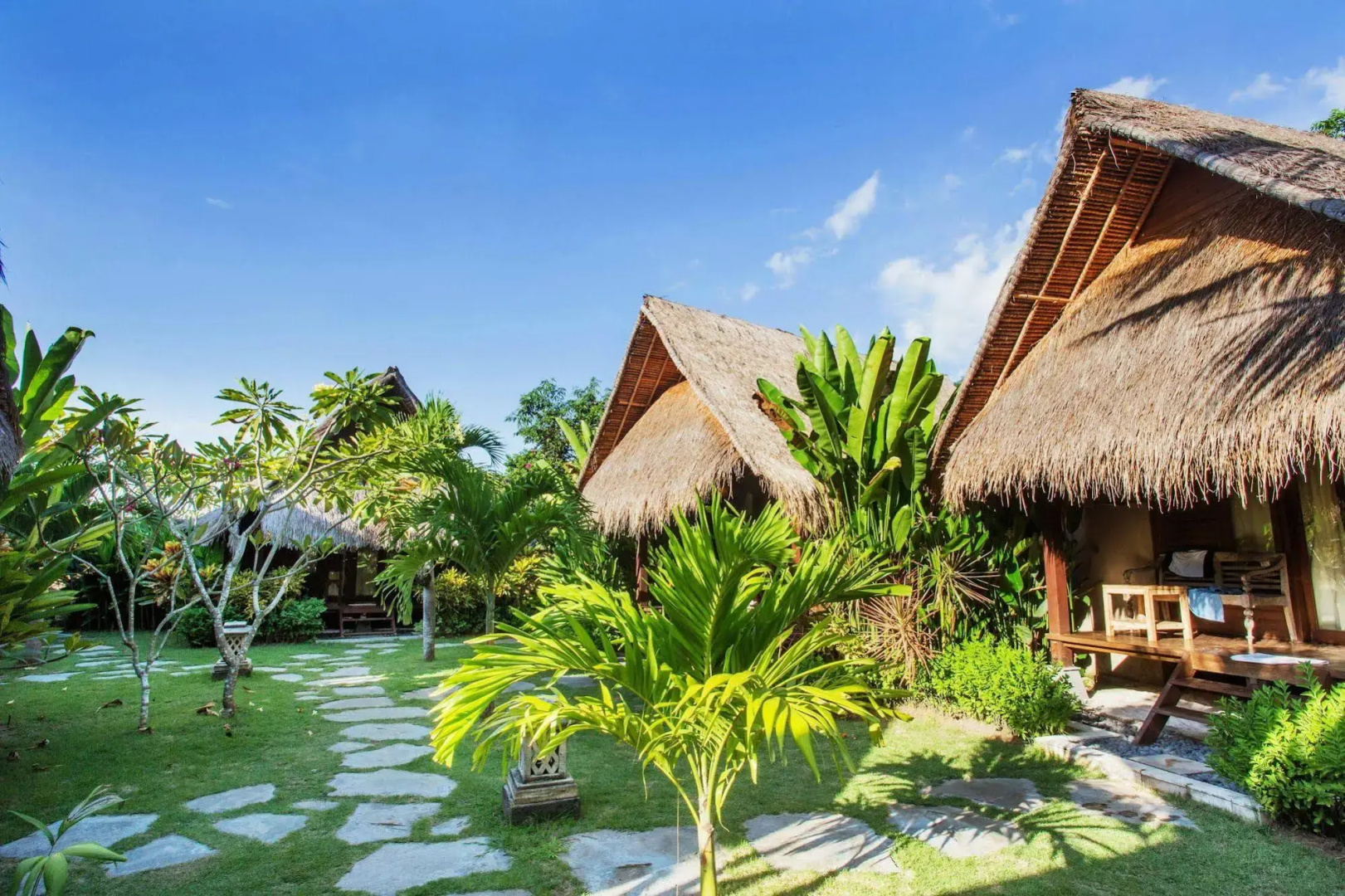 TS Hut Lembongan