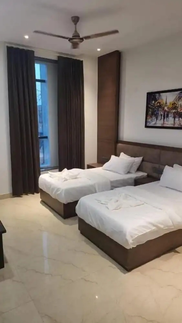 Hotel Midtown Aligarh