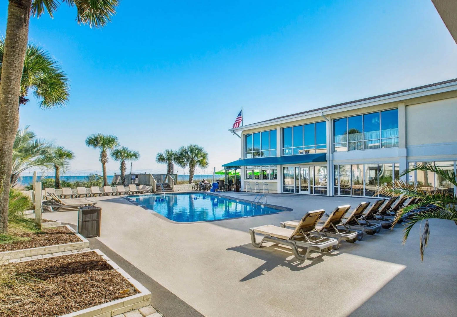 The Oceanfront Litchfield Inn