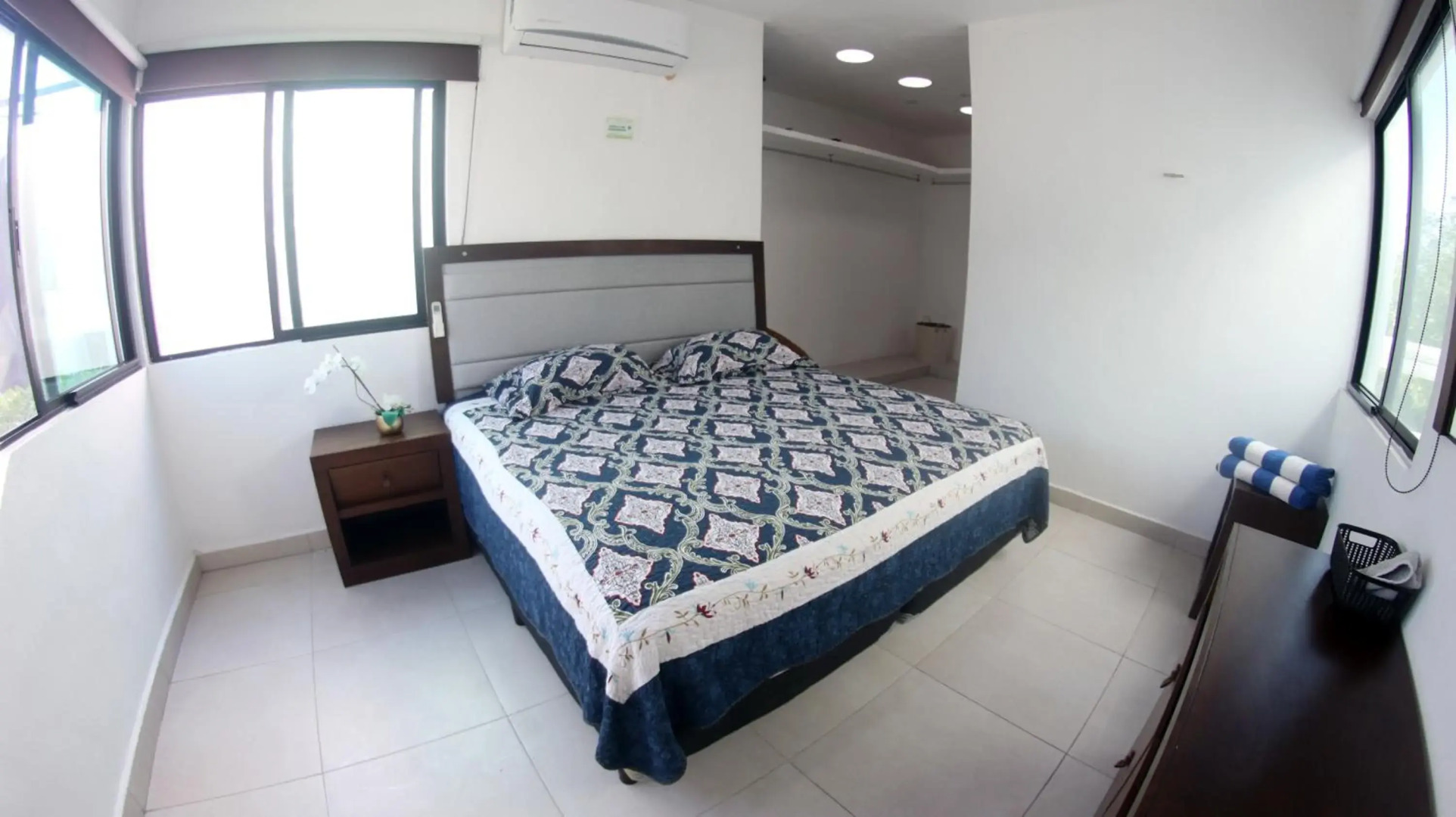 Villas Miland - San Benito Beach