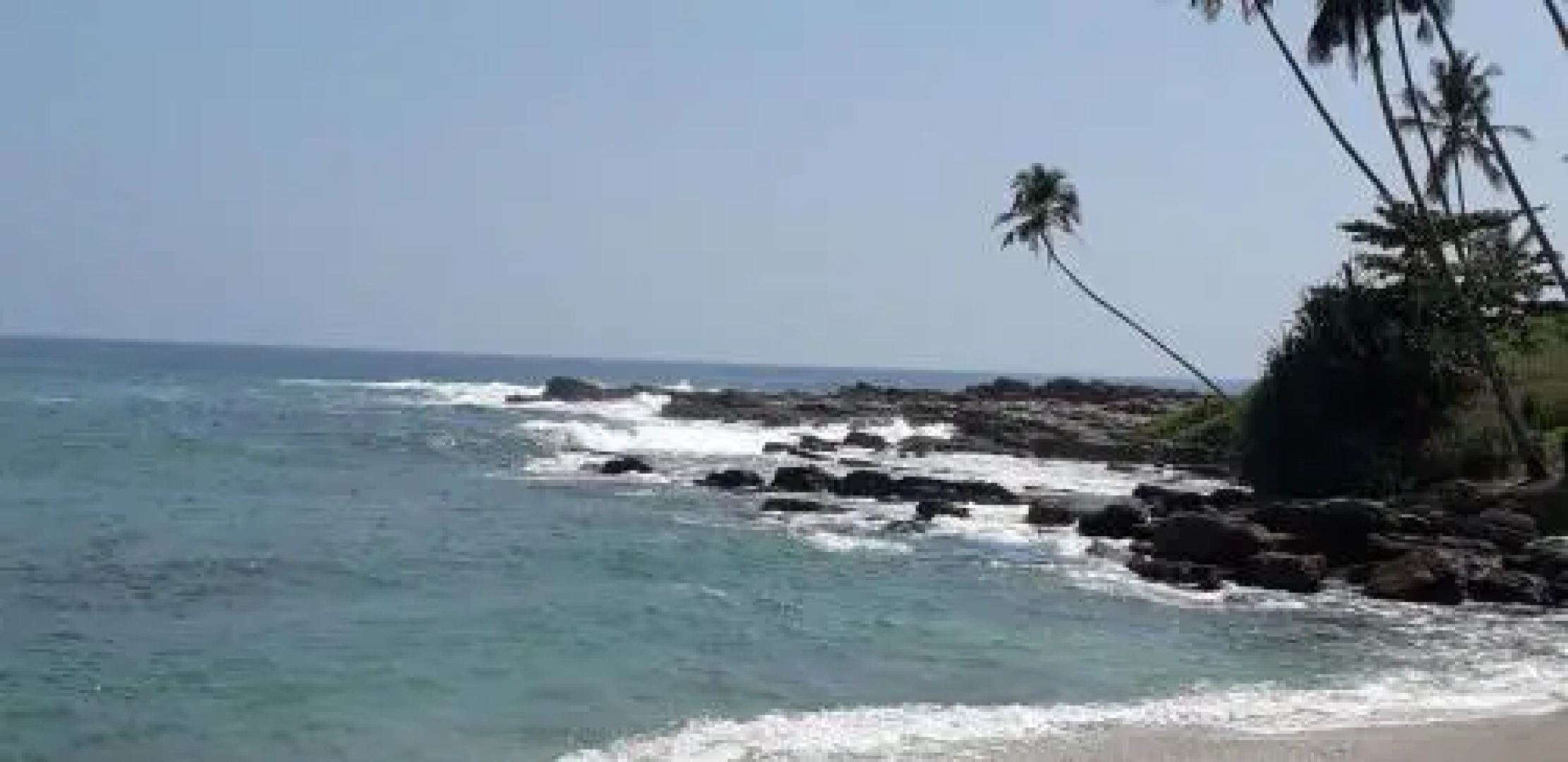 Goyambokka Beach Hotel