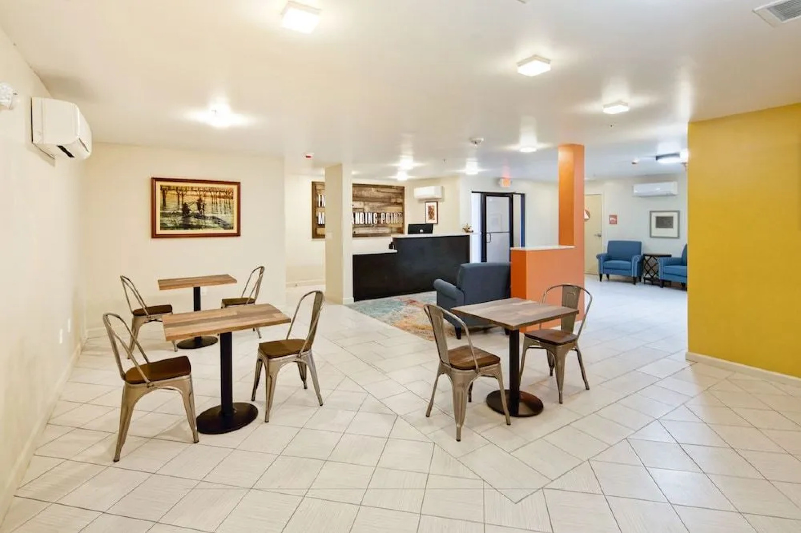 Inn At Moss Landing Point