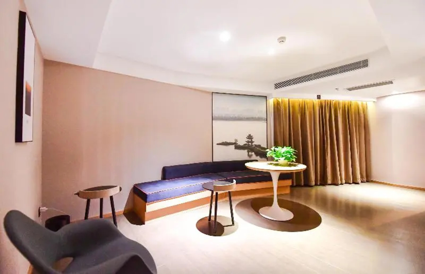 Atour Hotel Yinchuan Drum Tower