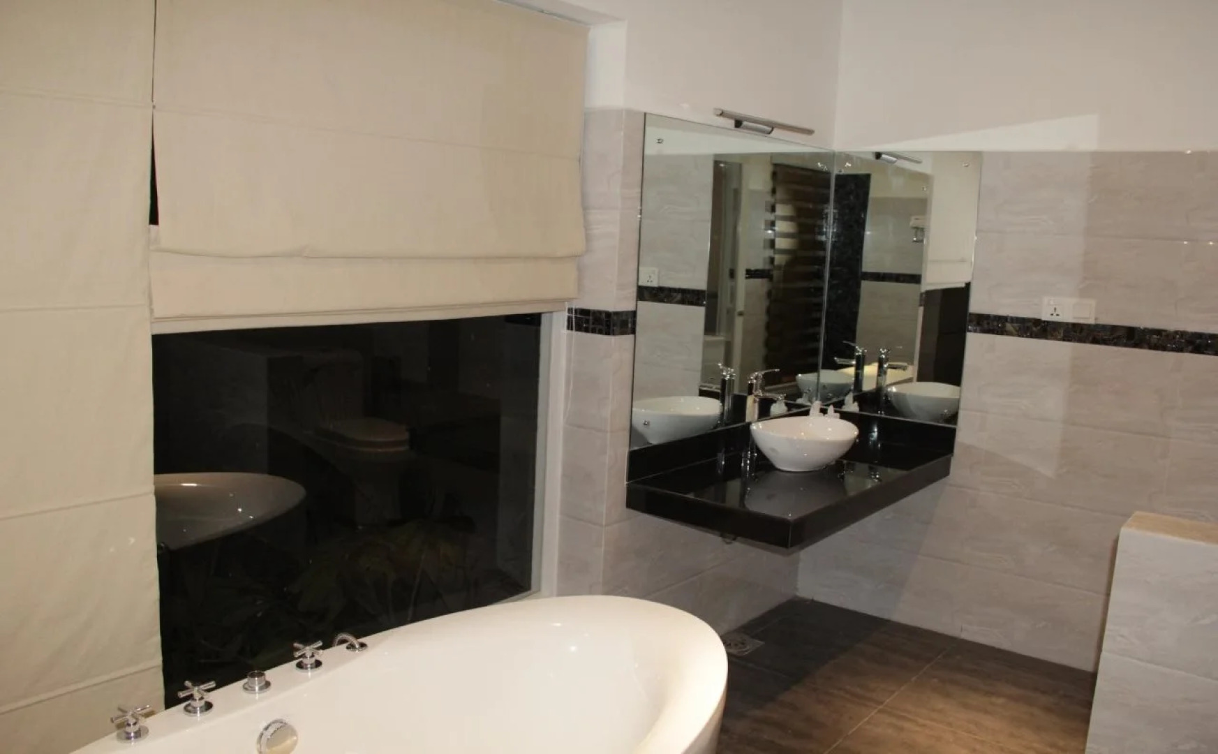 Daffodils Beach Negombo