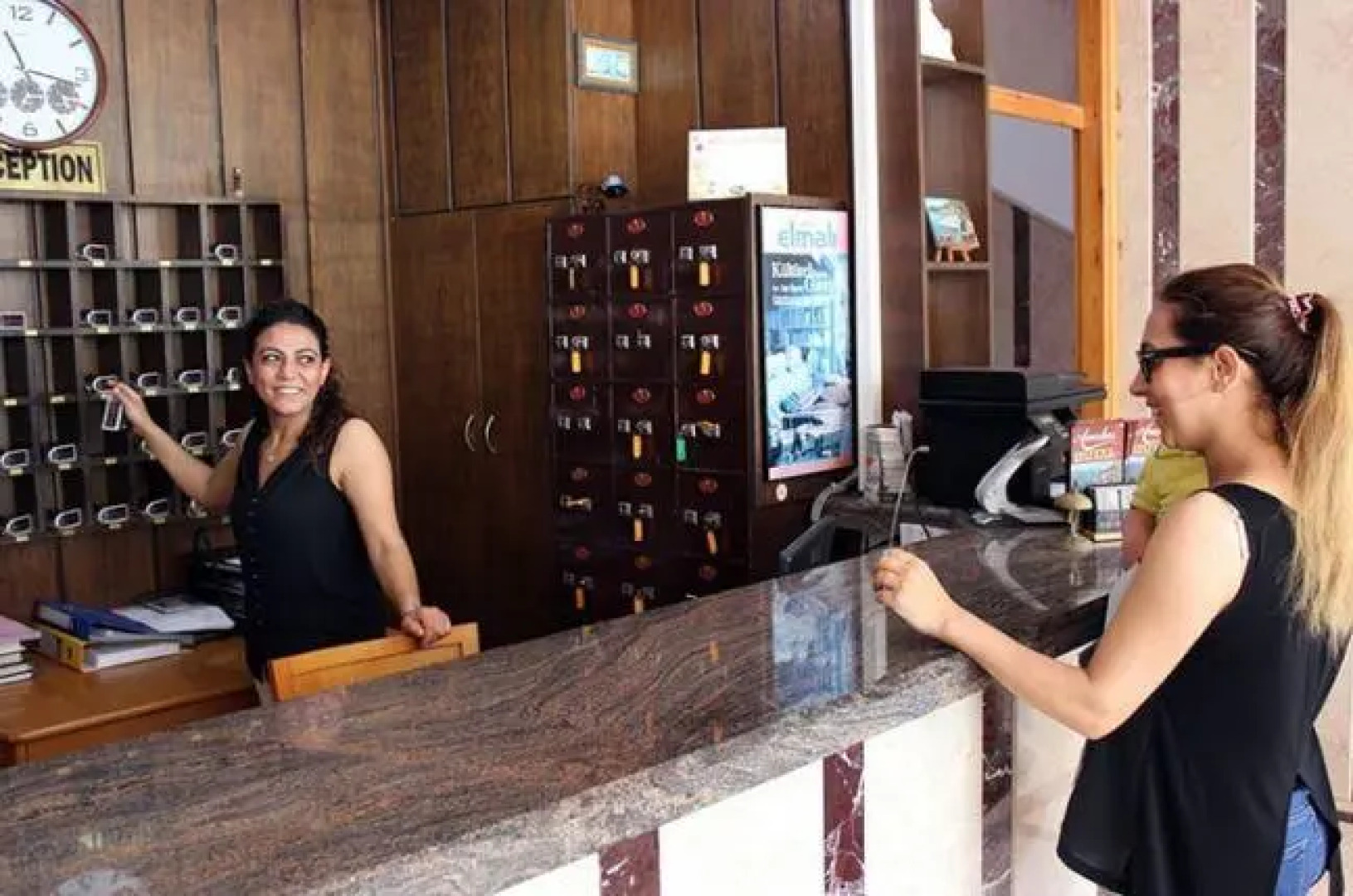 Amelas Hotel