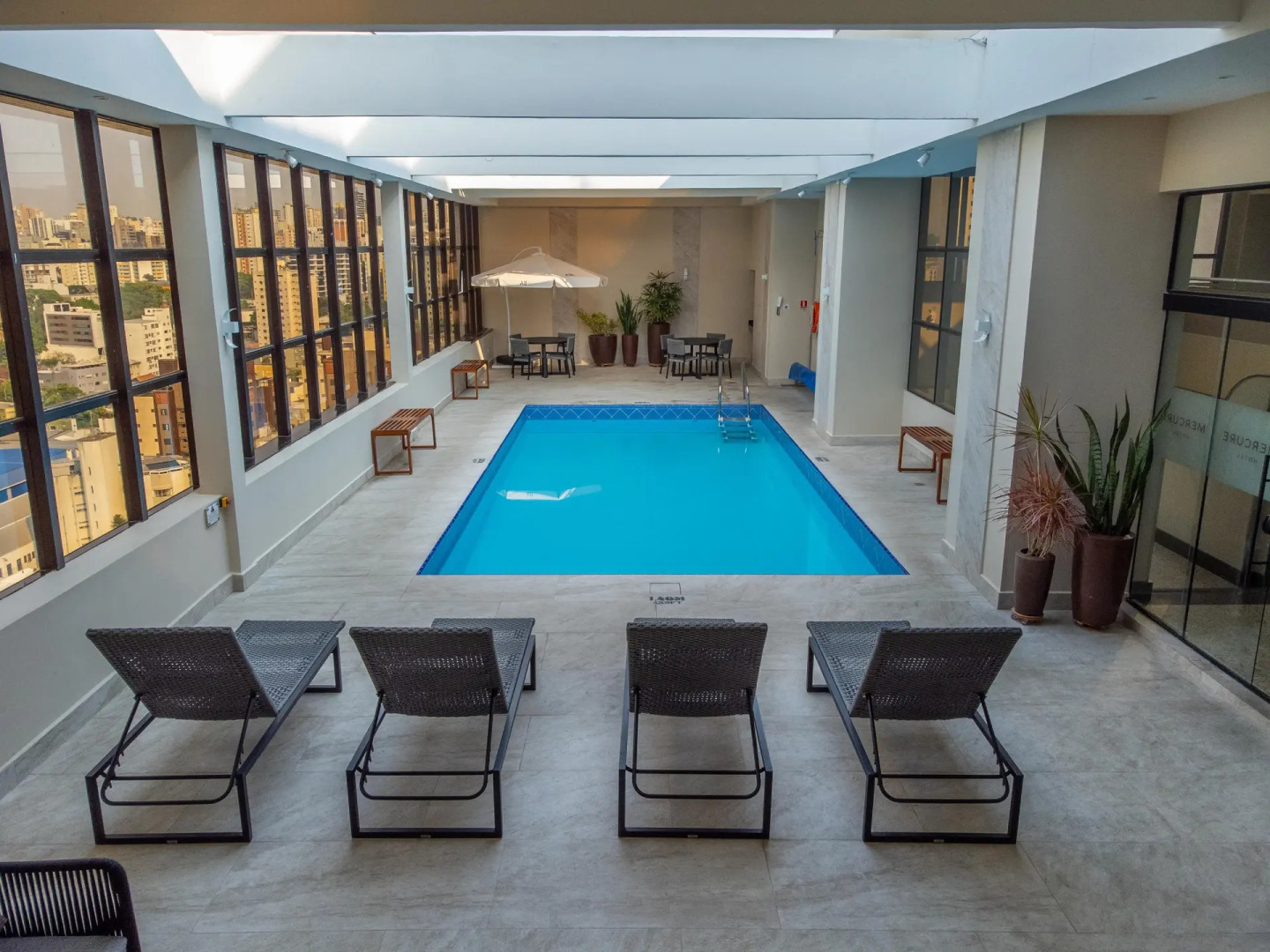 Mercure Curitiba Golden Hotel