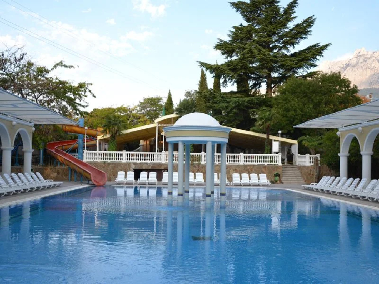 Парк Отель Марат