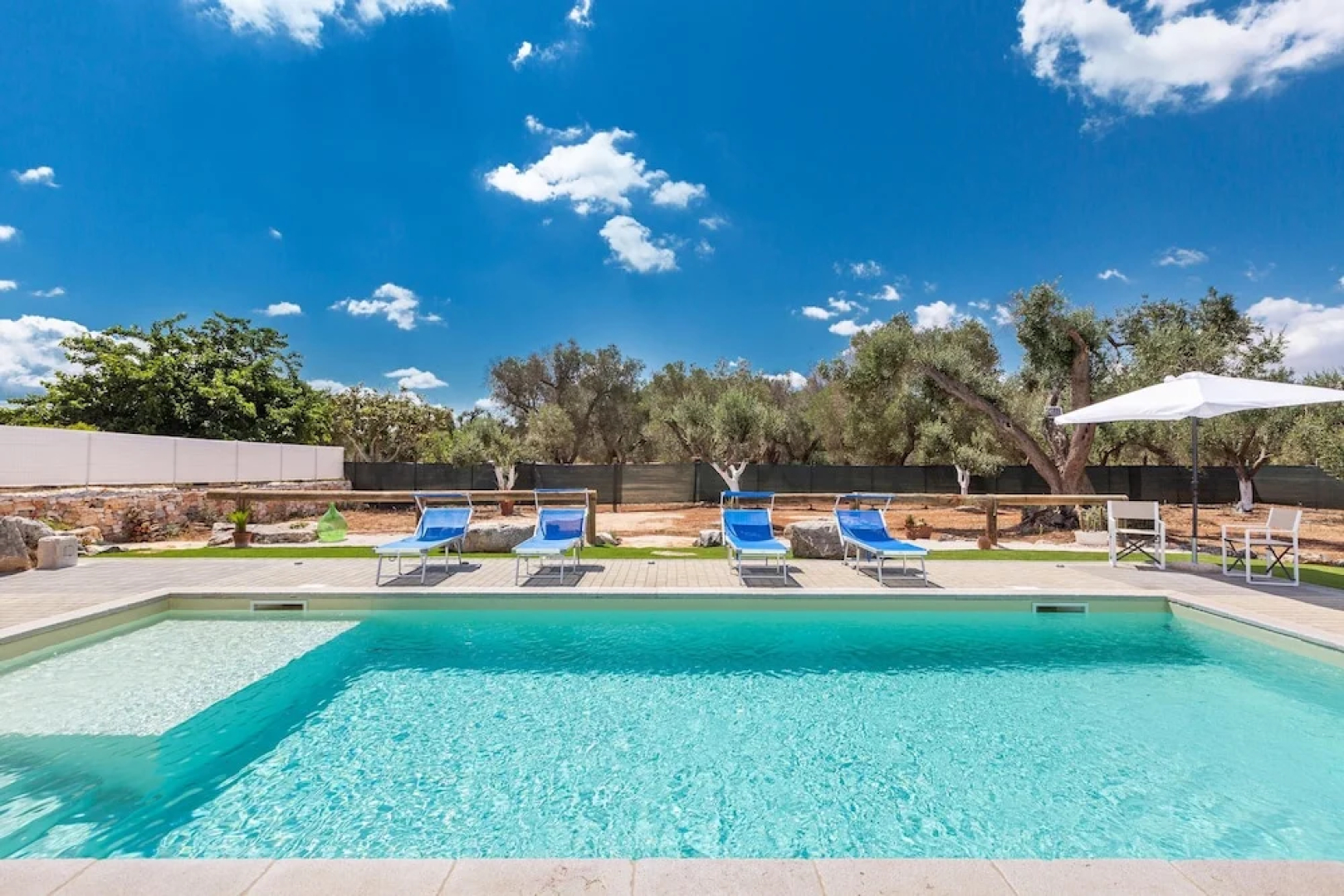 3619 Trulli Contecavallo by Perle di Puglia