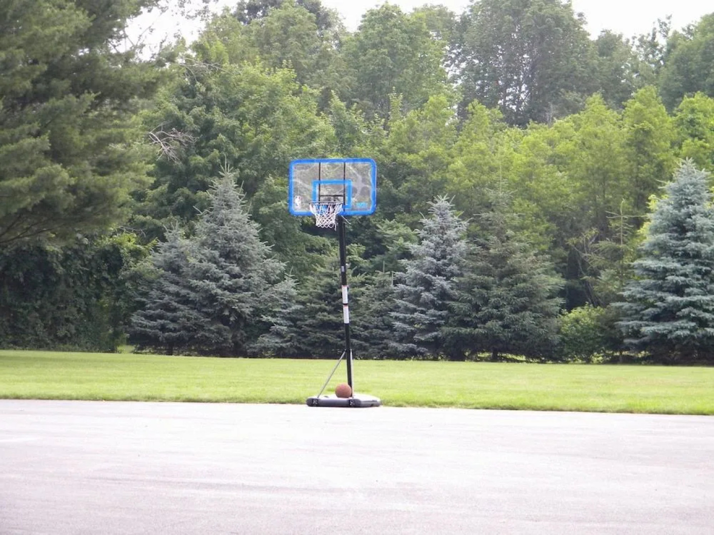 Nader's Motel & Suites