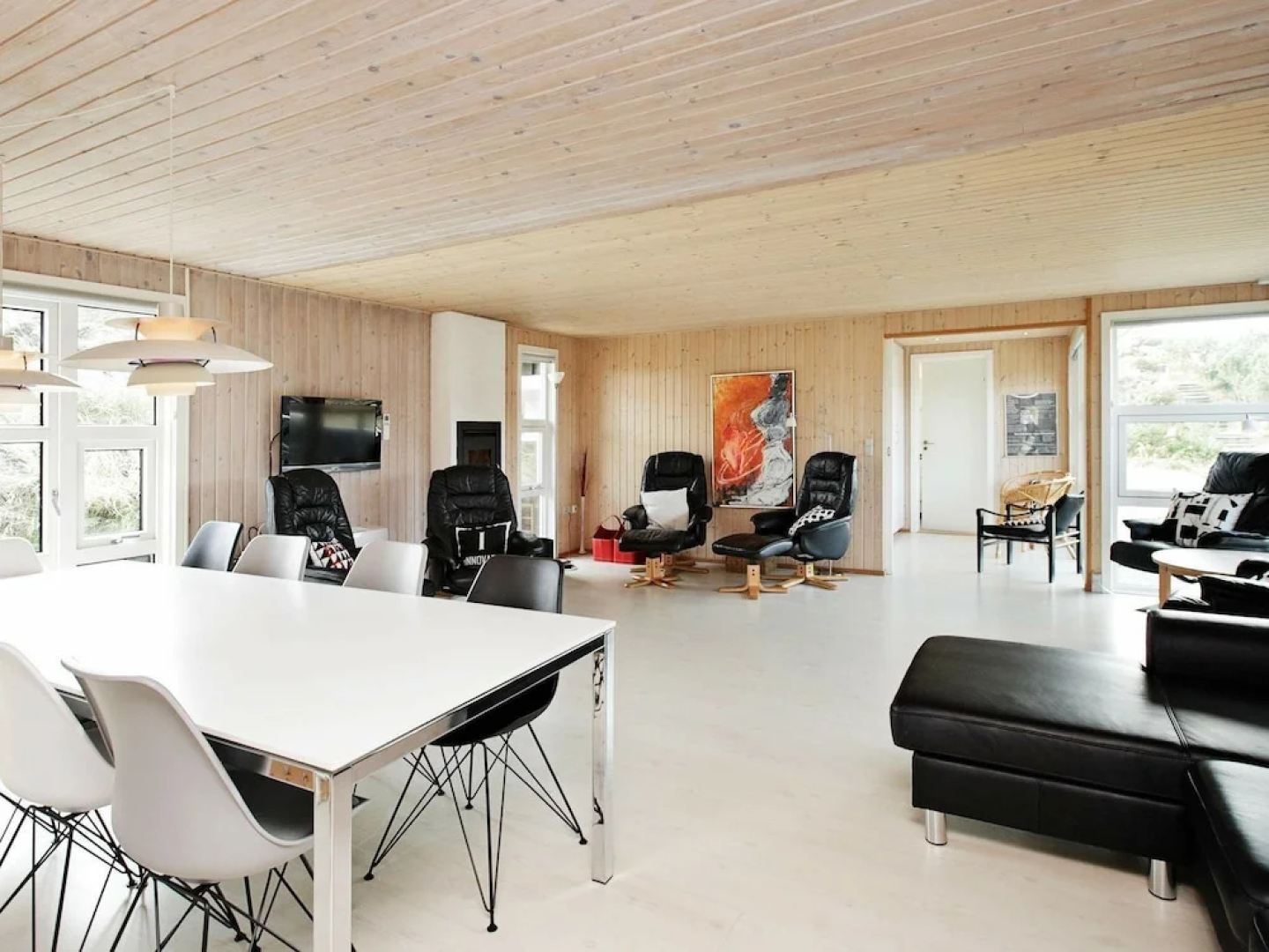 Henne Strand Bed and Breakfast