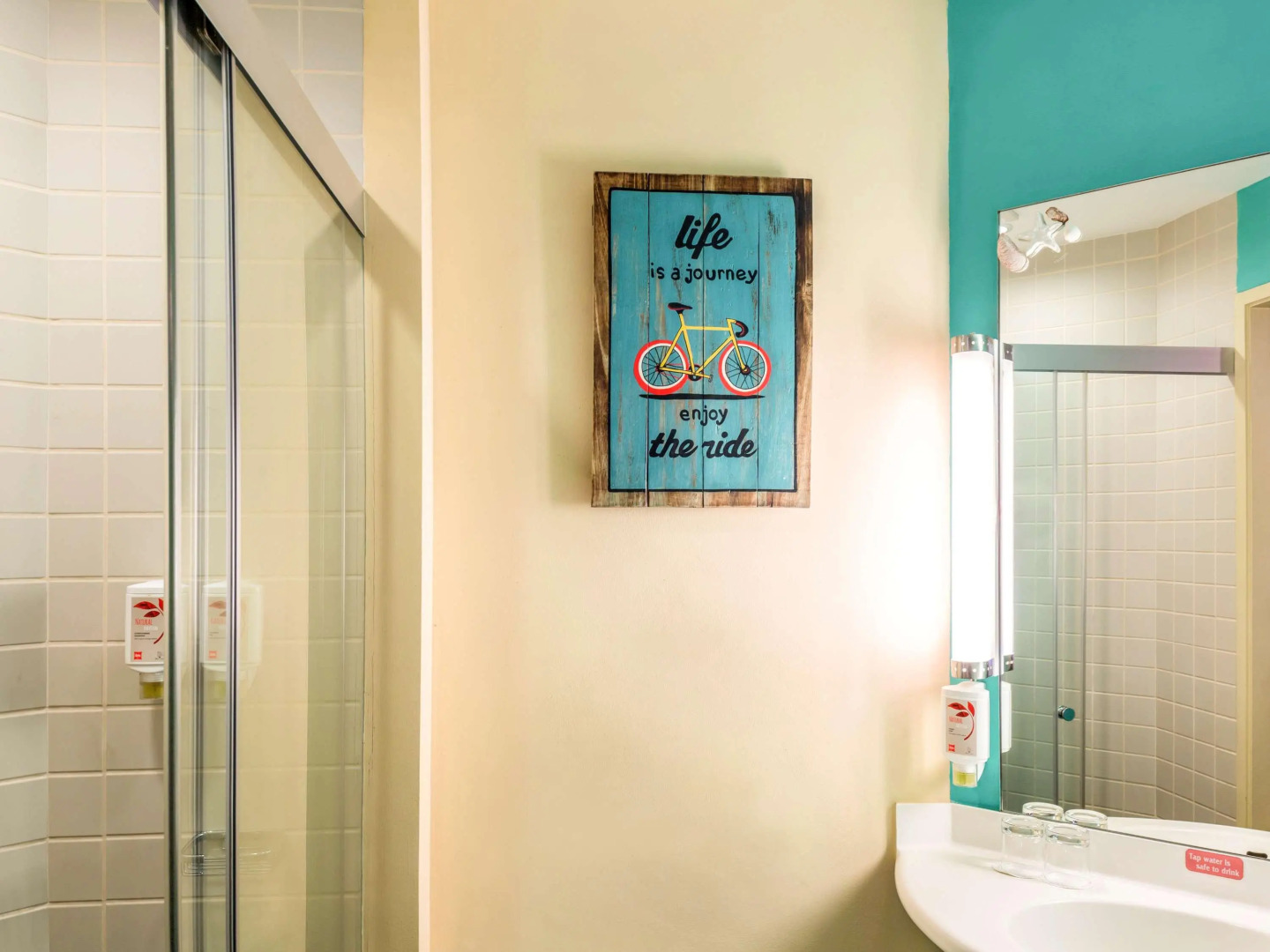 ibis Singapore On Bencoolen