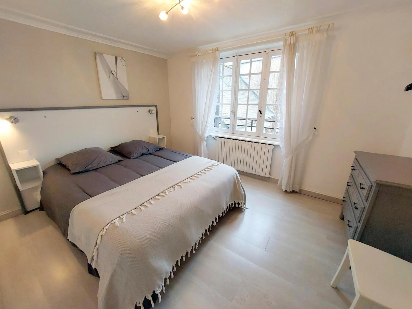 Jacuzzi, billiards and fireplace, semi-detached house, Sibiril