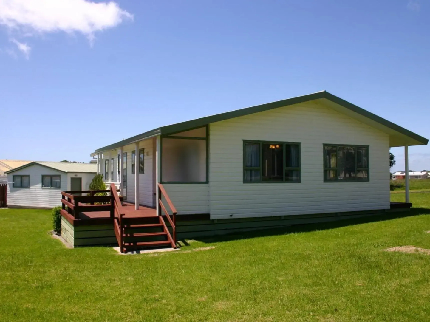 Waihi Getaway - Waihi Beach Holiday Home
