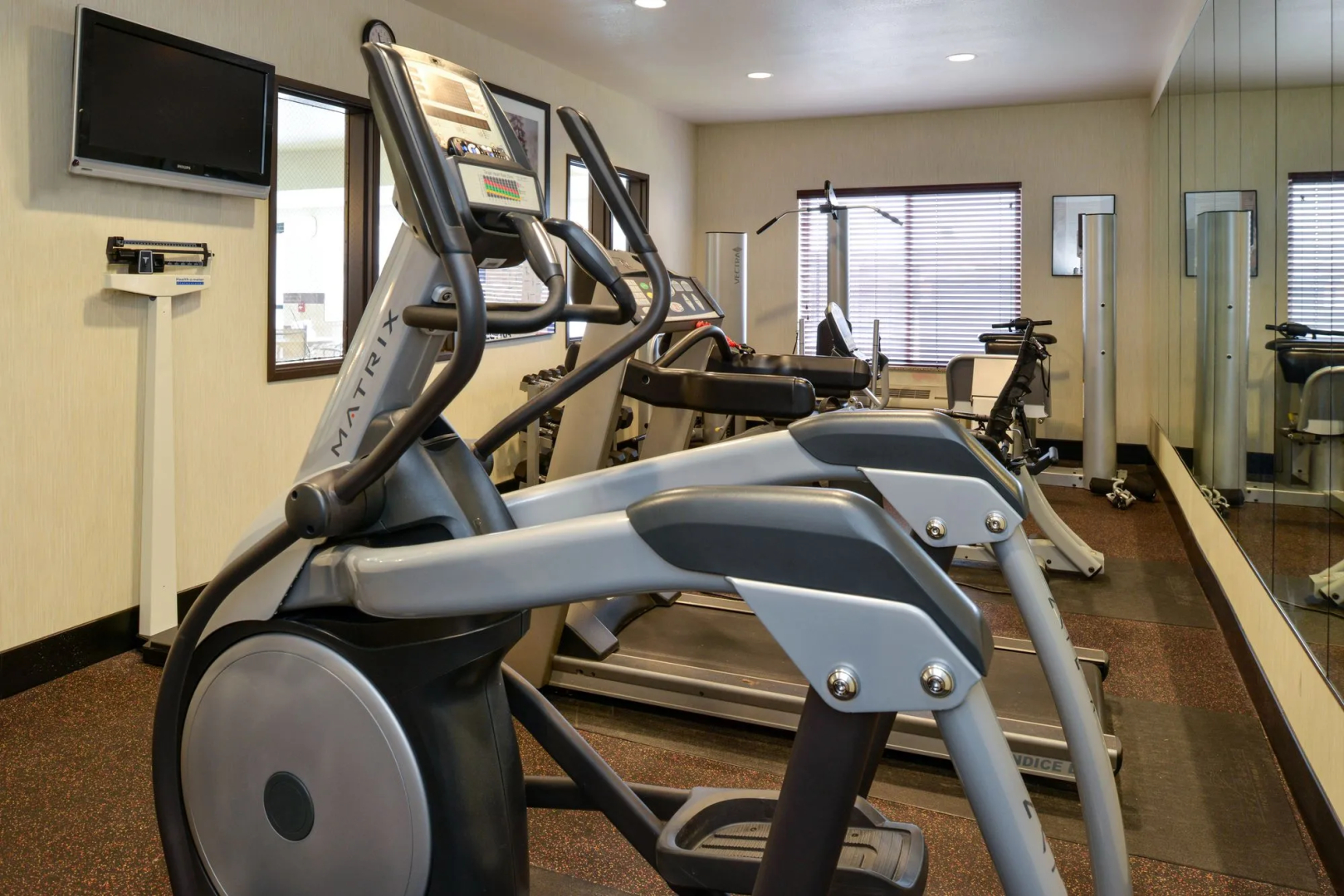 Holiday Inn Express & Suites Cherry by IHG