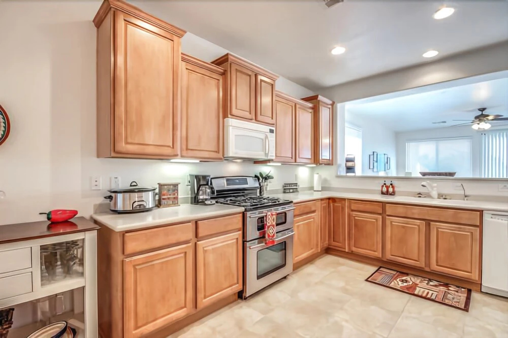 Twin Peaks - 2 Br home by RedAwning