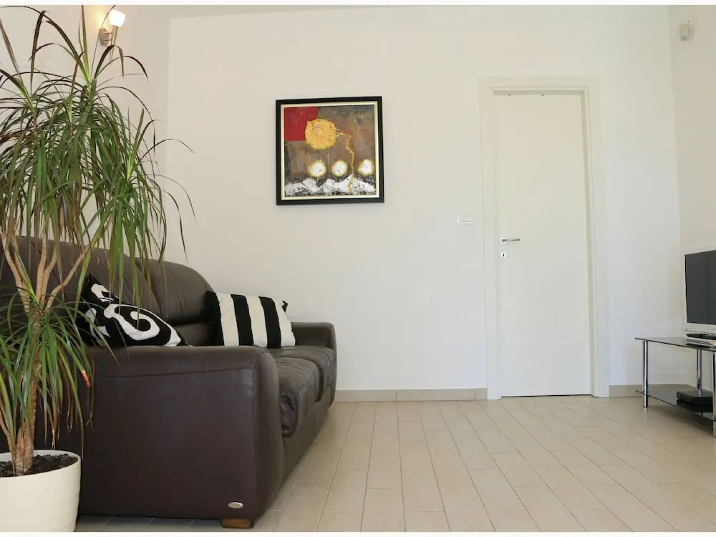 Modernistic Apartment in Primosten With Pool