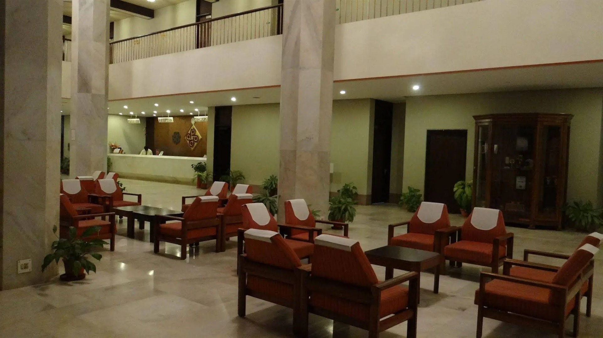 Hotel Paradise - Mysore Dasaprakash Group