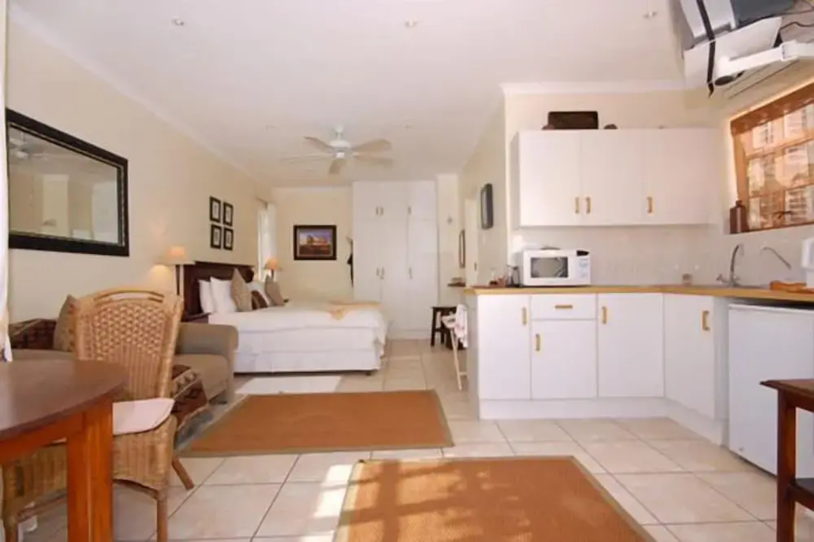 Anchorage Guest House