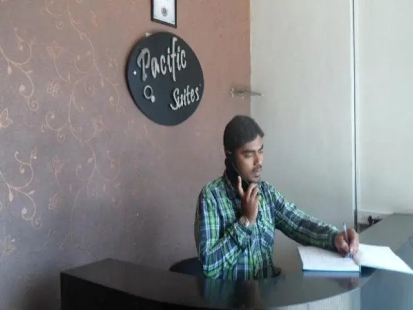 Pacific Suites Hotel