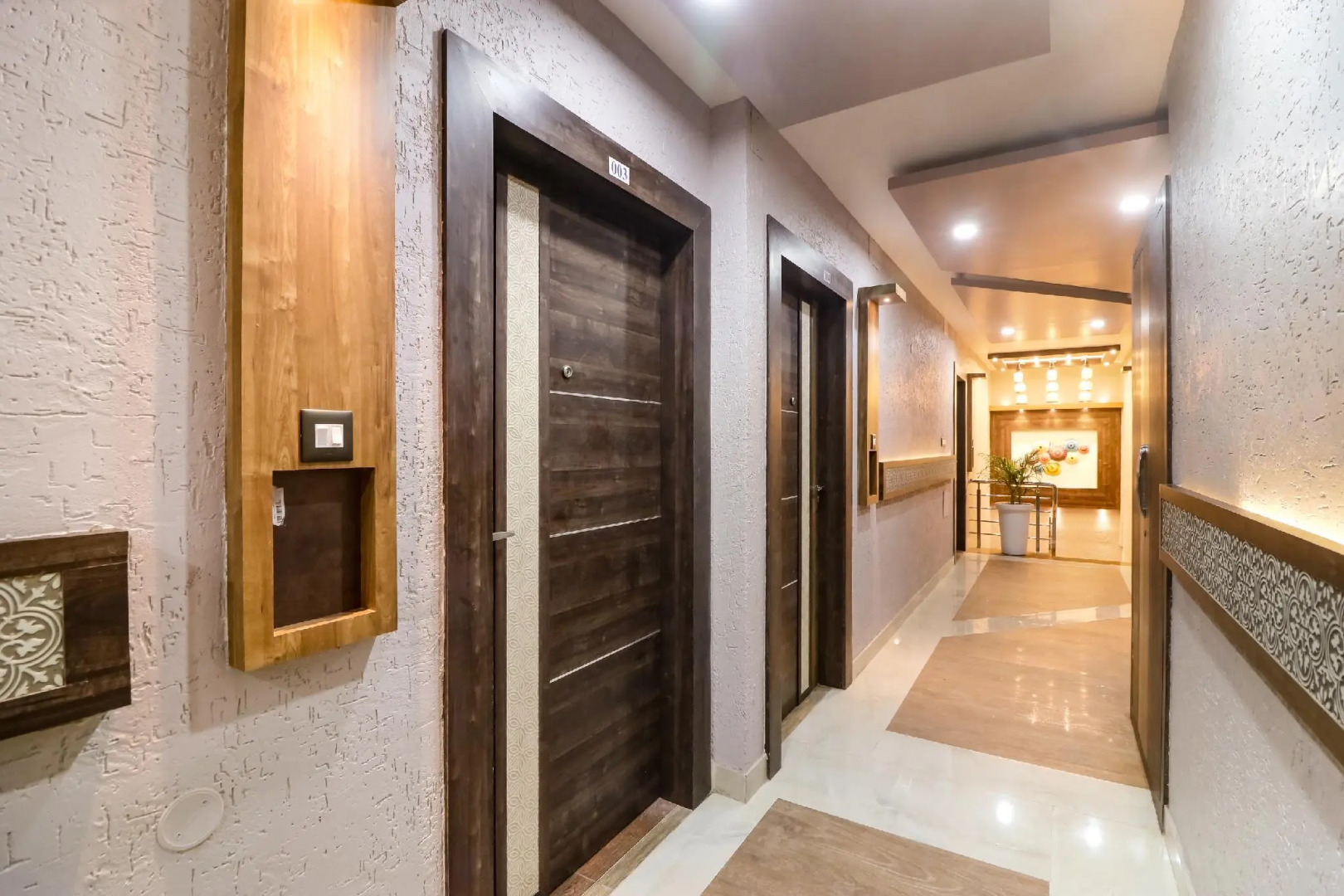 OYO 47057 Padma Manor