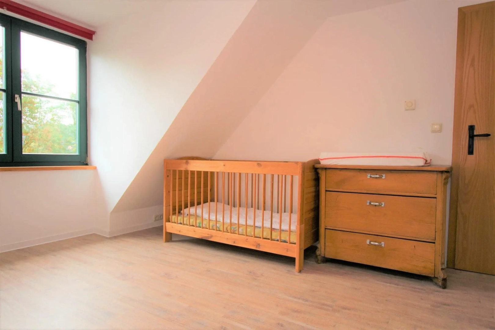 Semi detached house, Glave