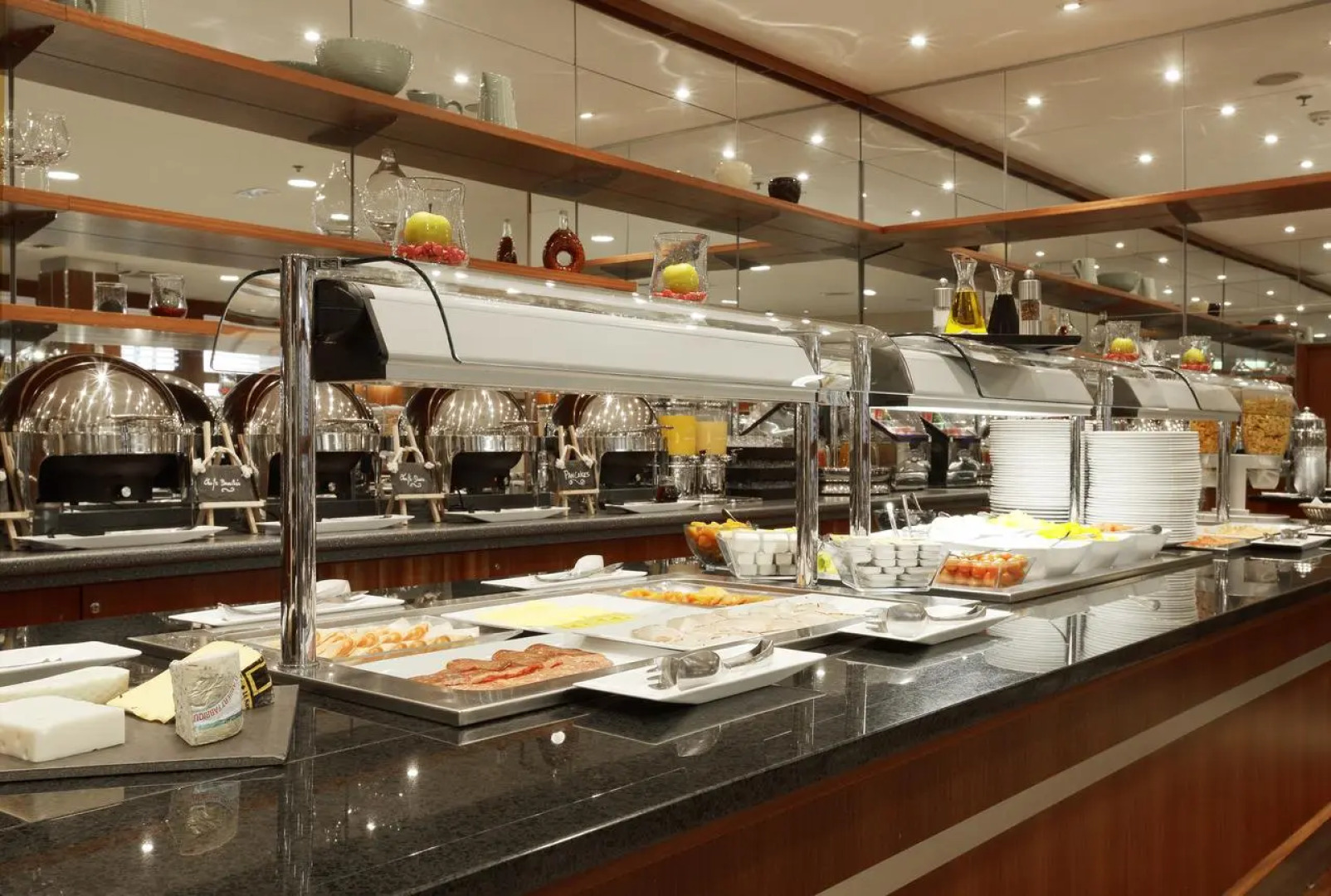 NH Luxembourg Airport