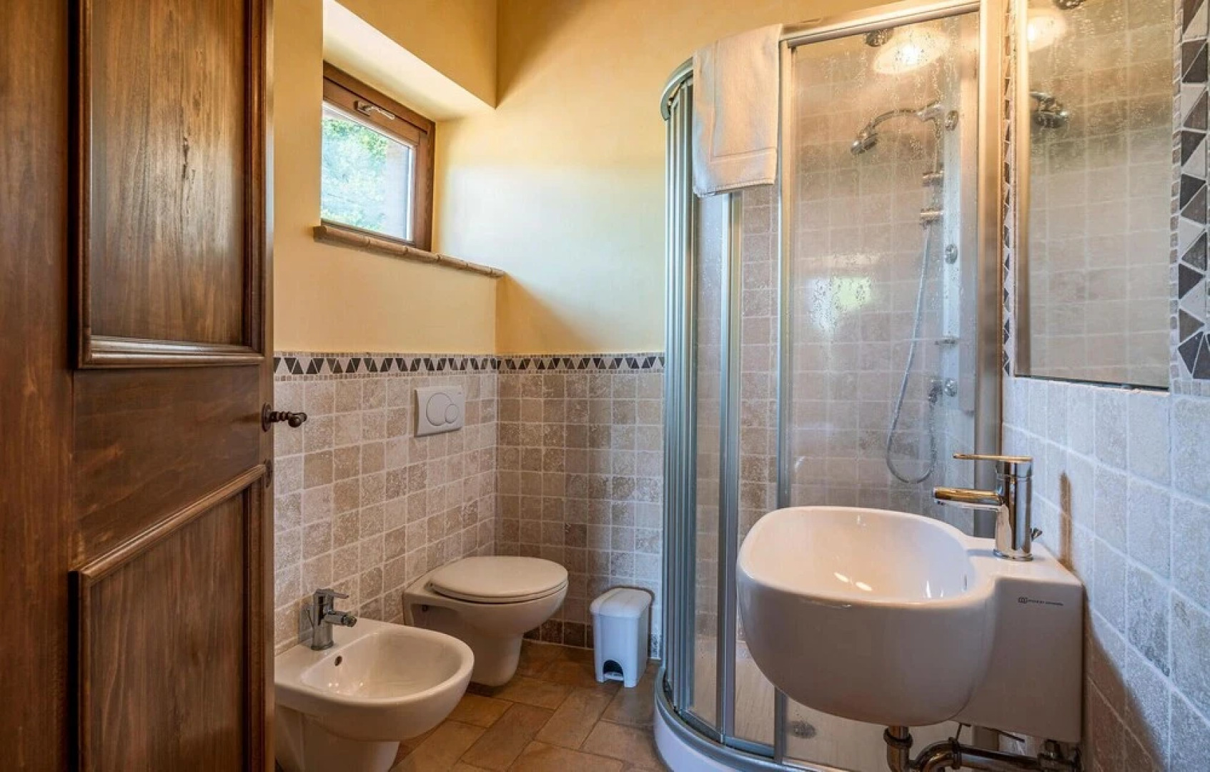 Nice Home in Camerino With Outdoor Swimming Pool, Wifi and 1 Bedrooms