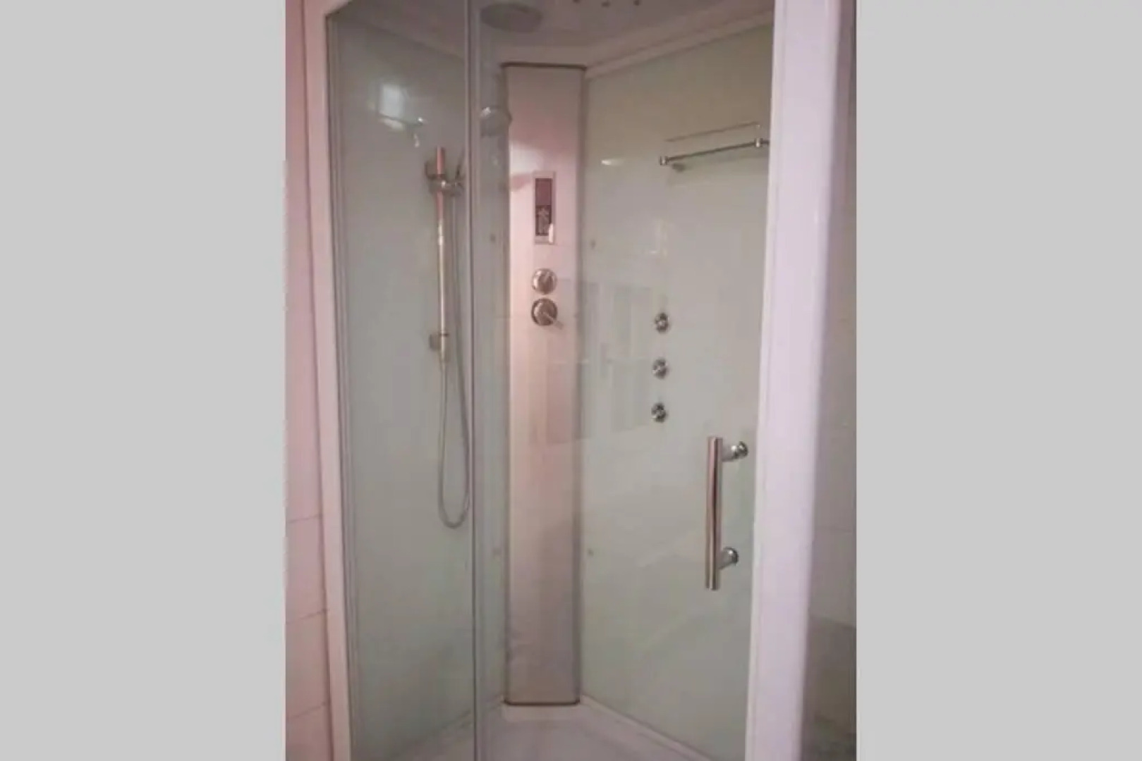 Relax house with swimming pool and a big garden