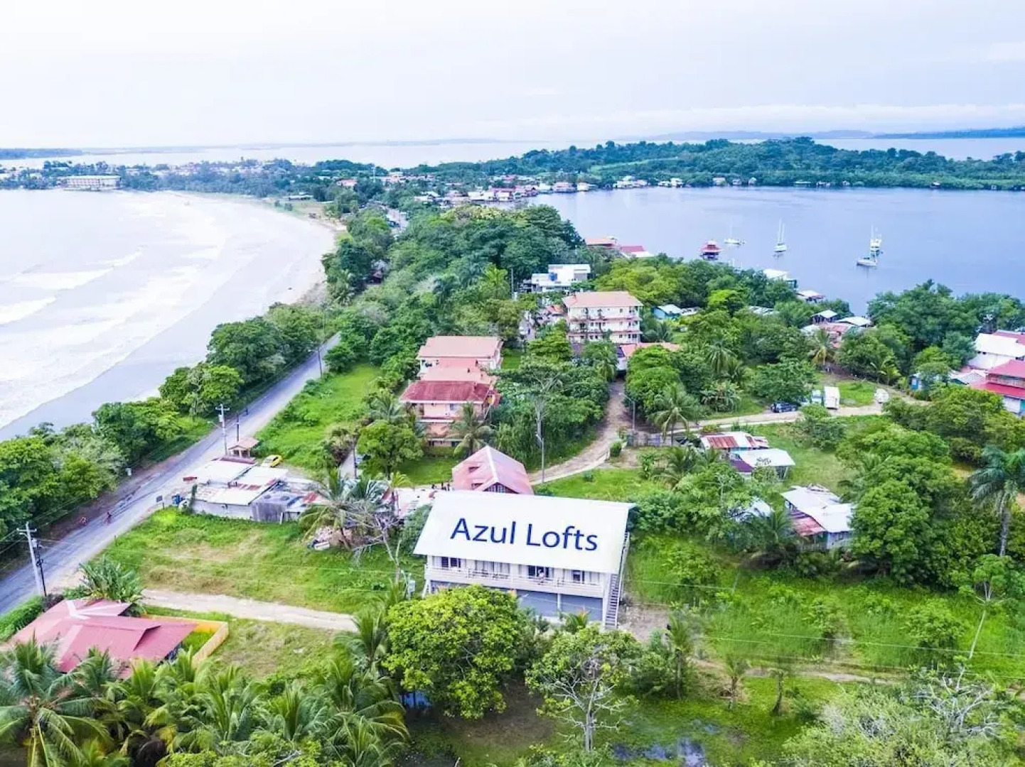 Azul Lofts