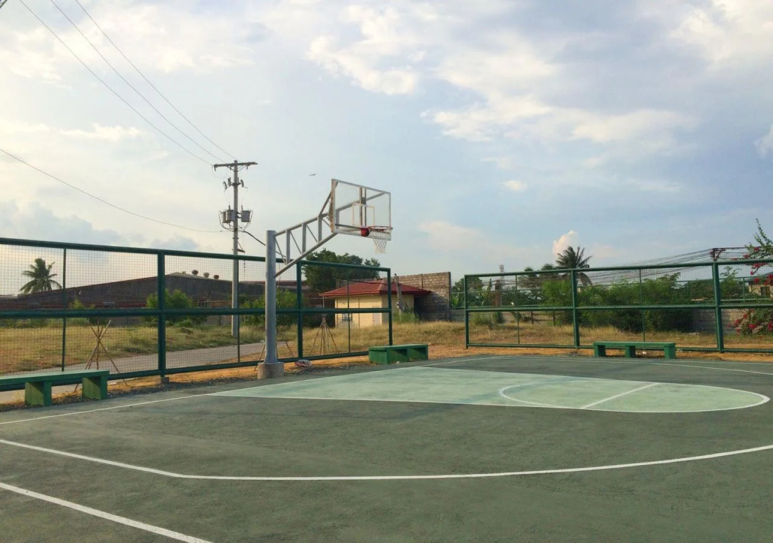 Bellini Suites at Presidio, Lakefront