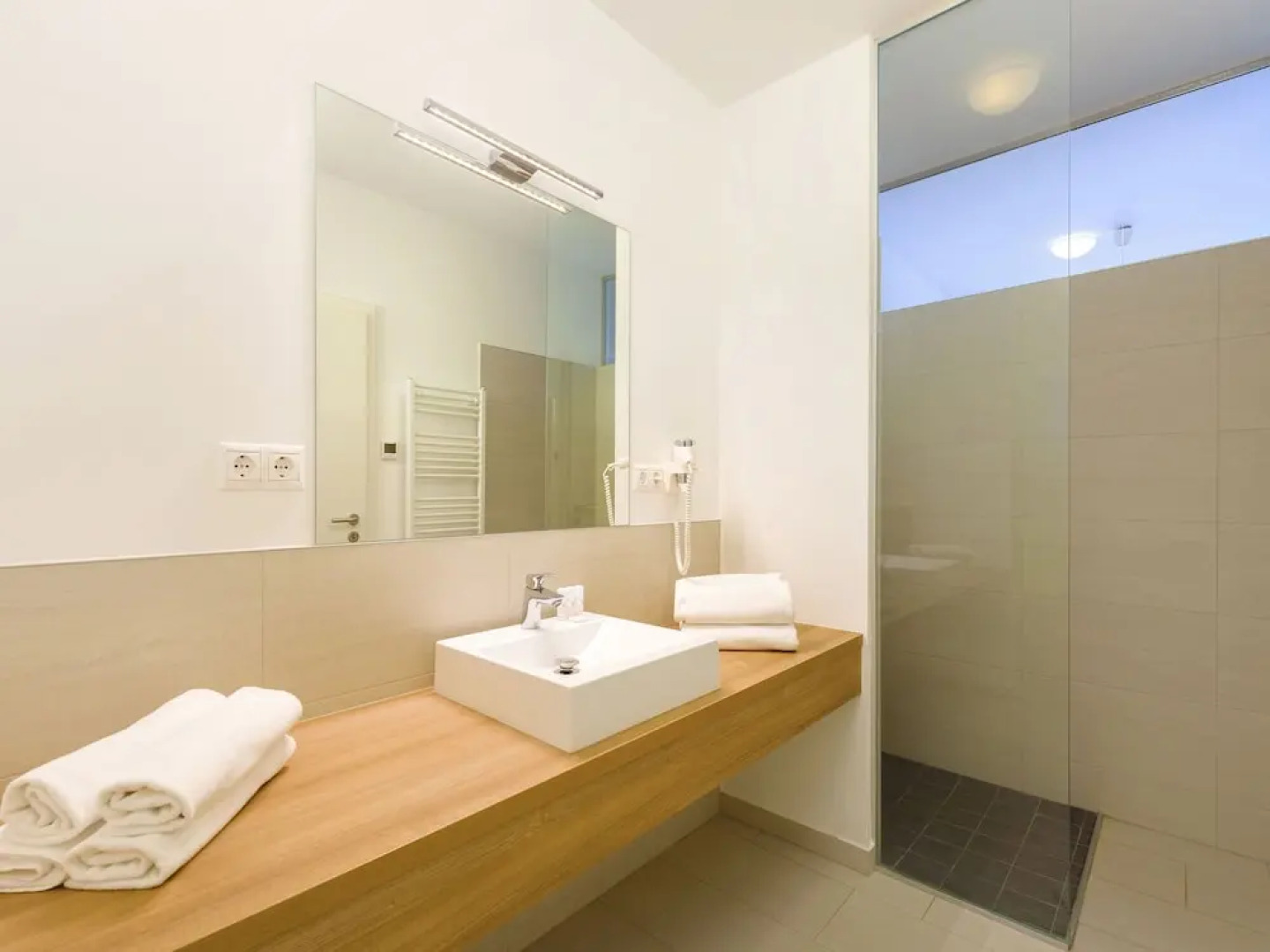 Luxurious Apartment on Pannonia Golf Course