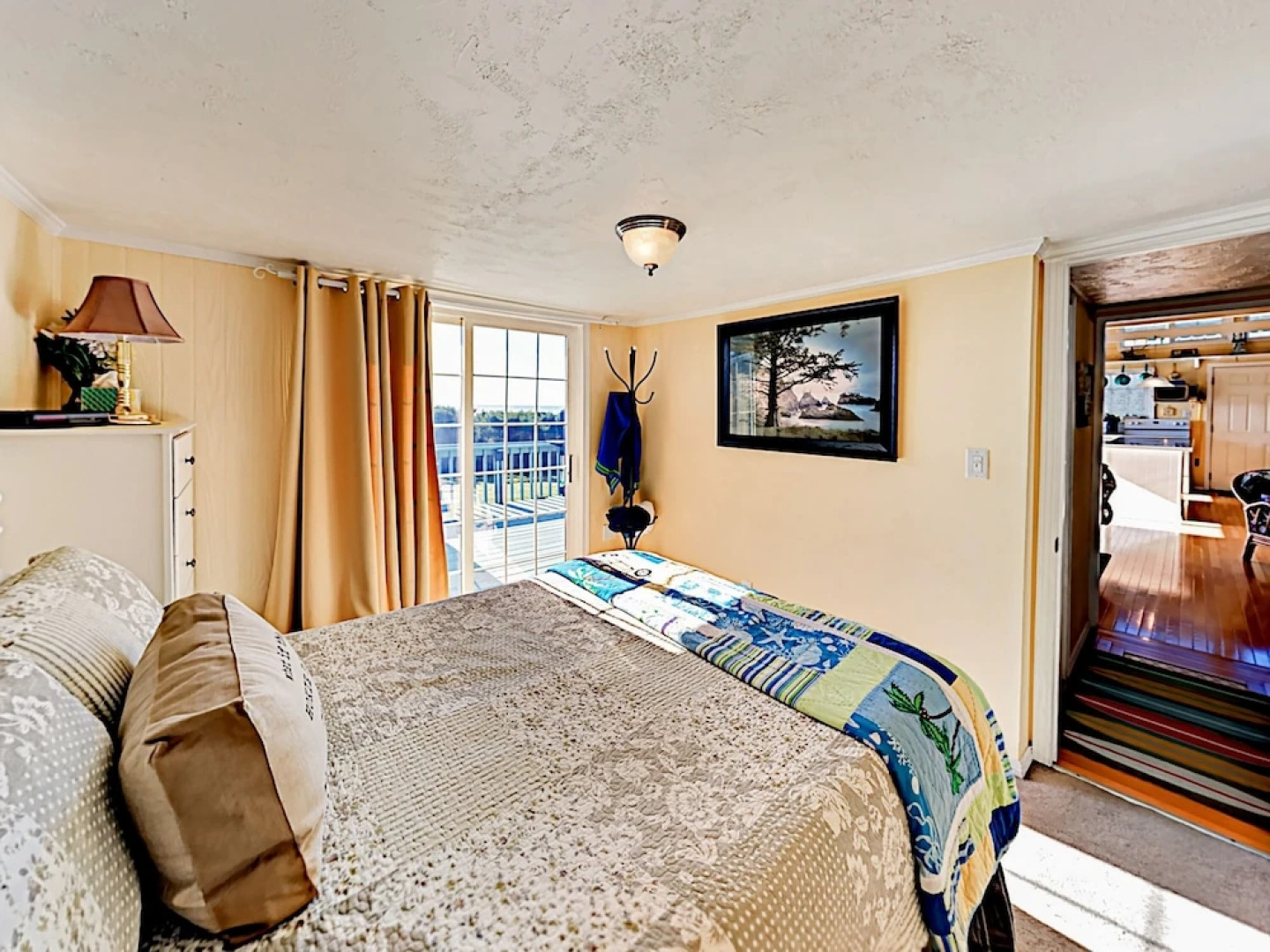 The Surf Cottage 2 Bedrooms 1 Bathroom Home