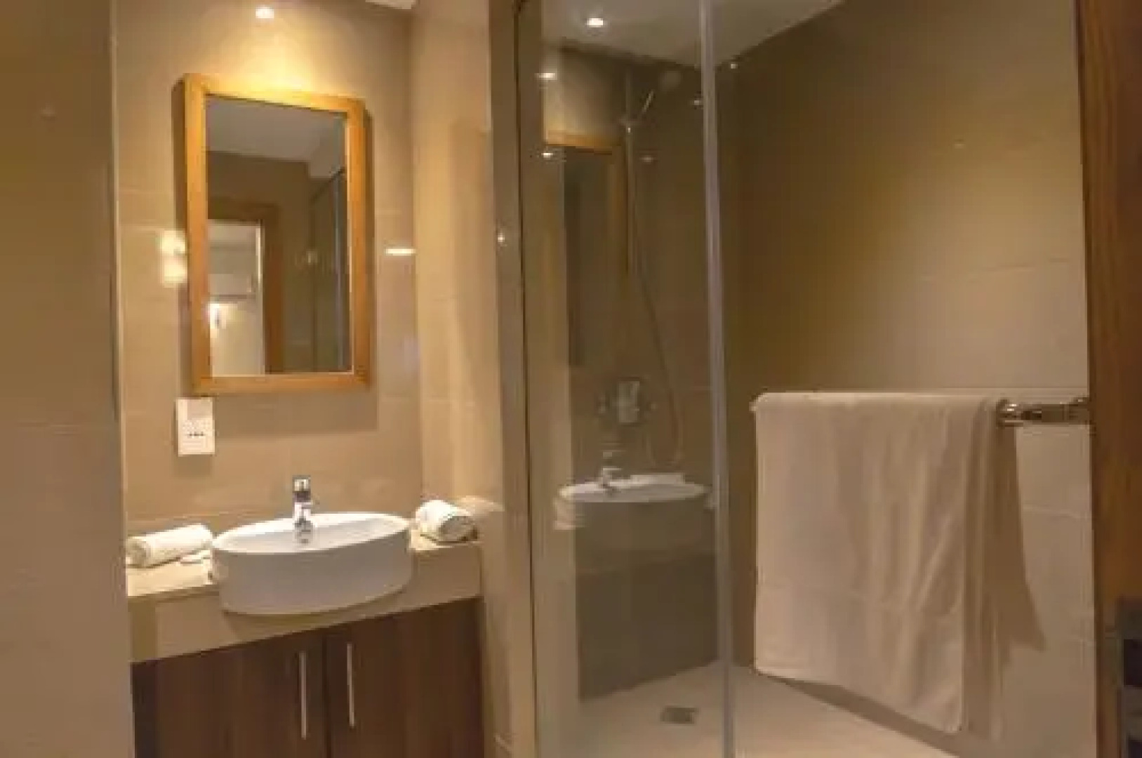 Citadelle Mall Apartments